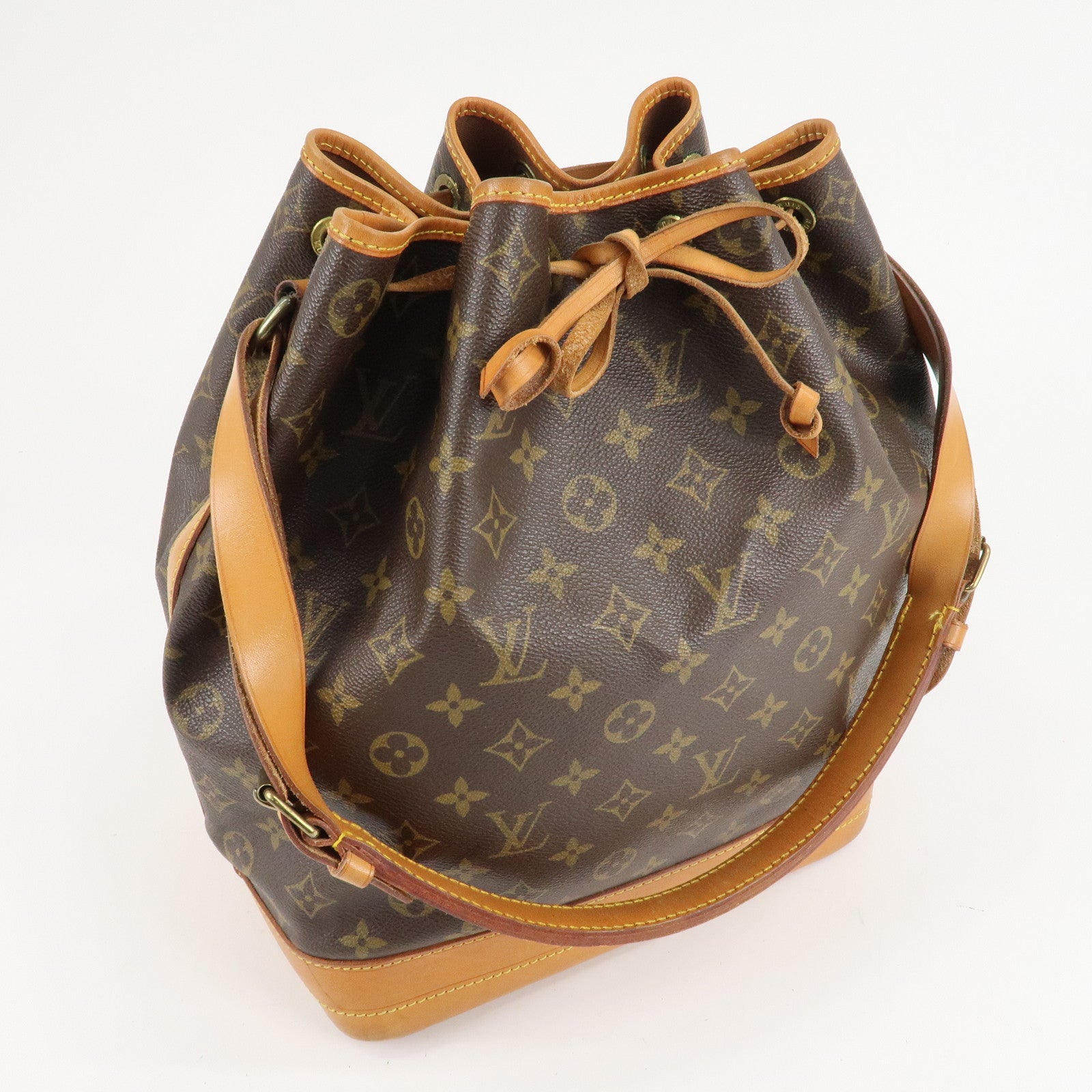 Louis Vuitton Monogram Noe Shoulder Bag Hand Bag Brown M42224