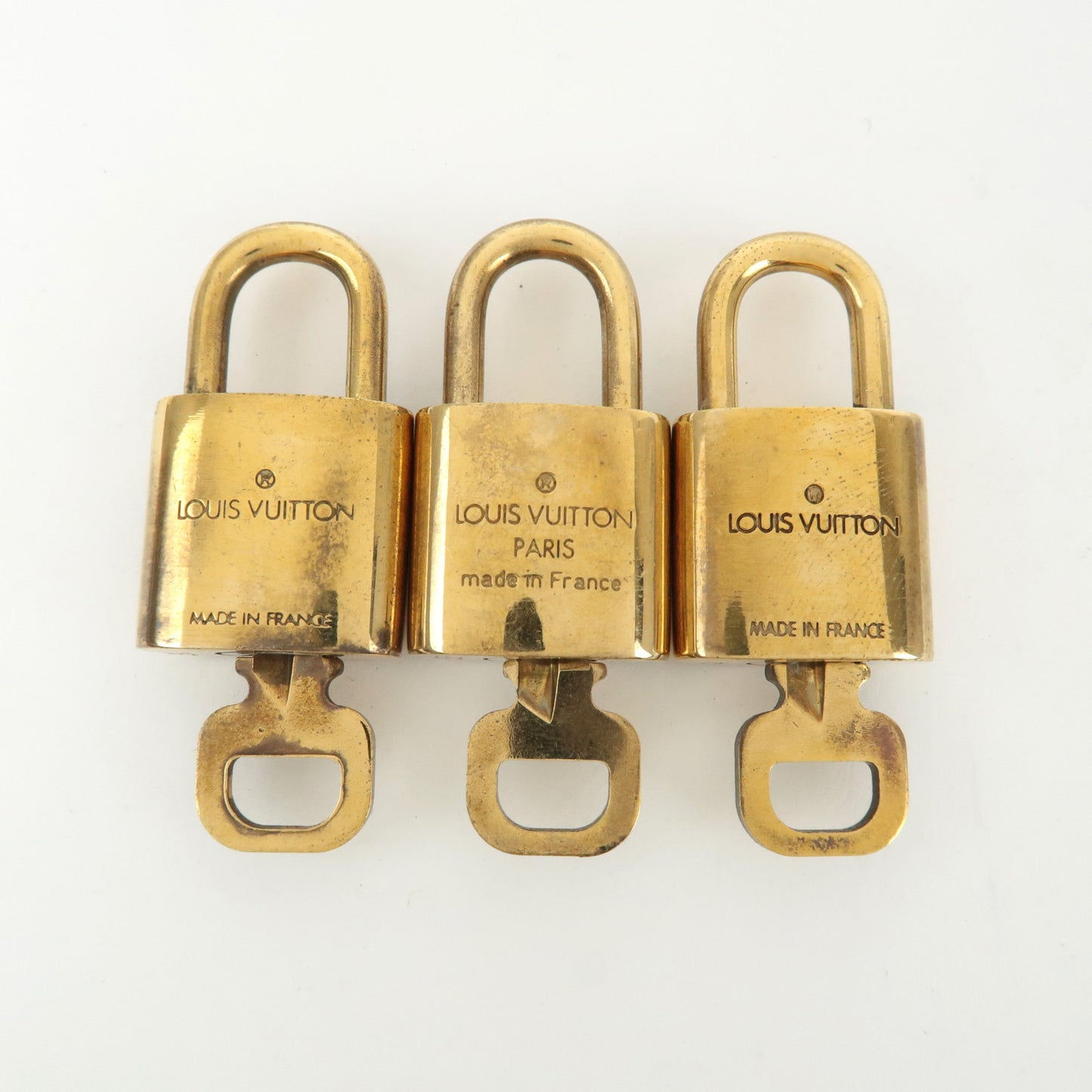 Louis Vuitton Set of 10 Lock & Key Cadena Key Lock Gold