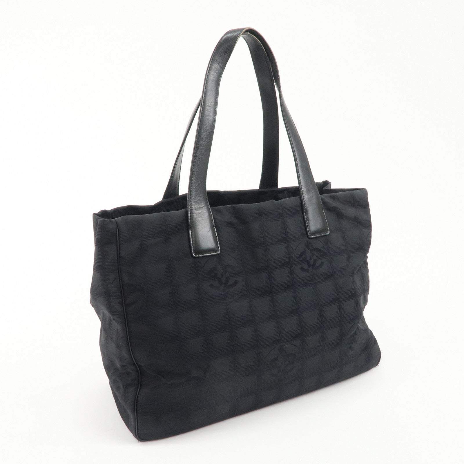 CHANEL New Travel Line Nylon Jacquard Leather Tote Bag A15991 Used