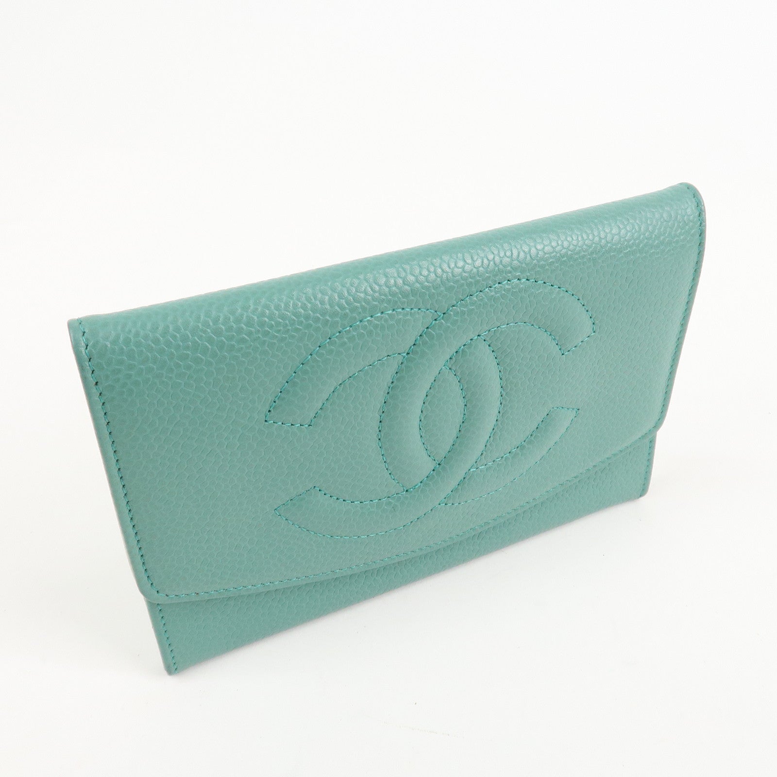 CHANEL Caviar Skin Coco Mark Bi-fold Wallet Green