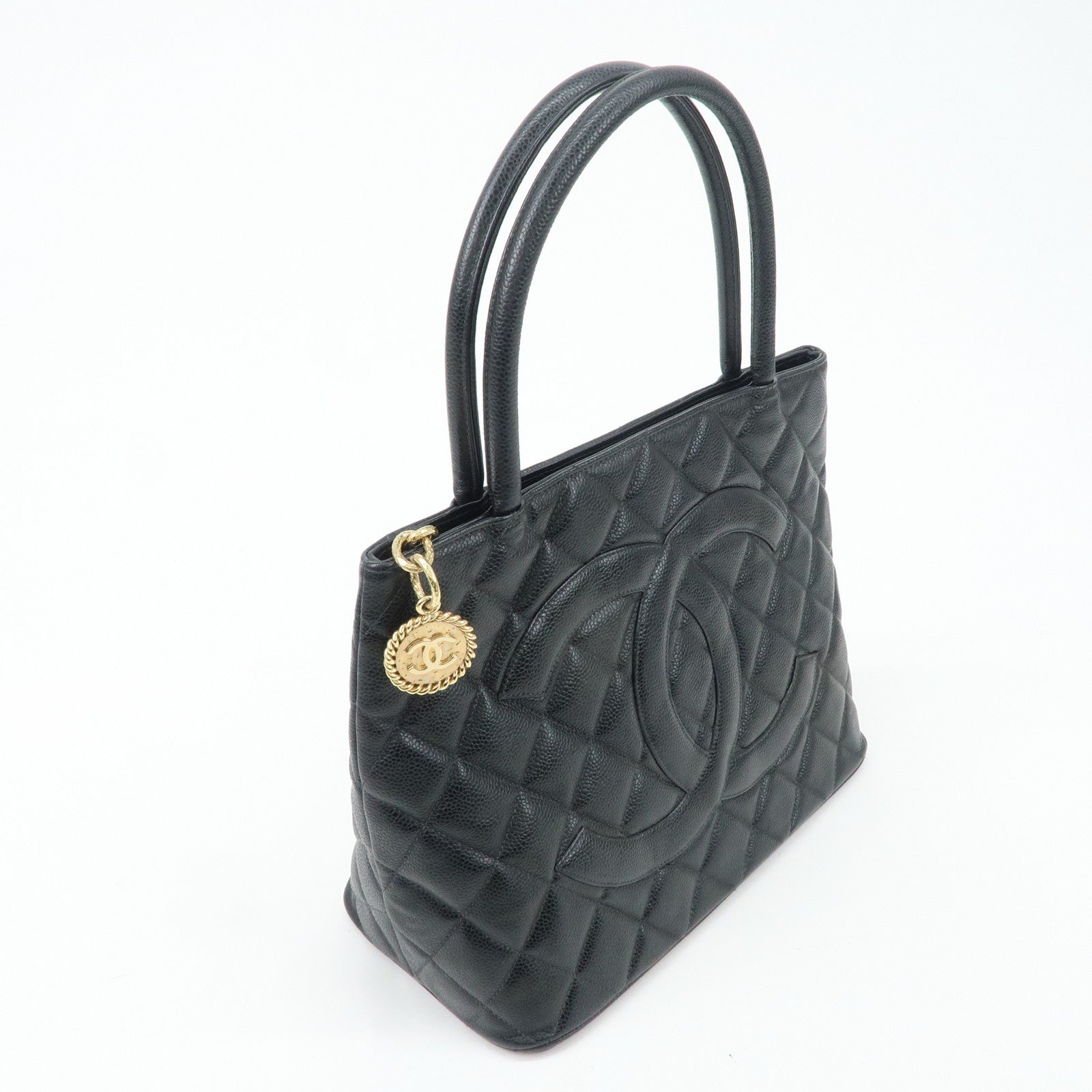 CHANEL Caviar Skin Matelasse Tote Bag Black A01804