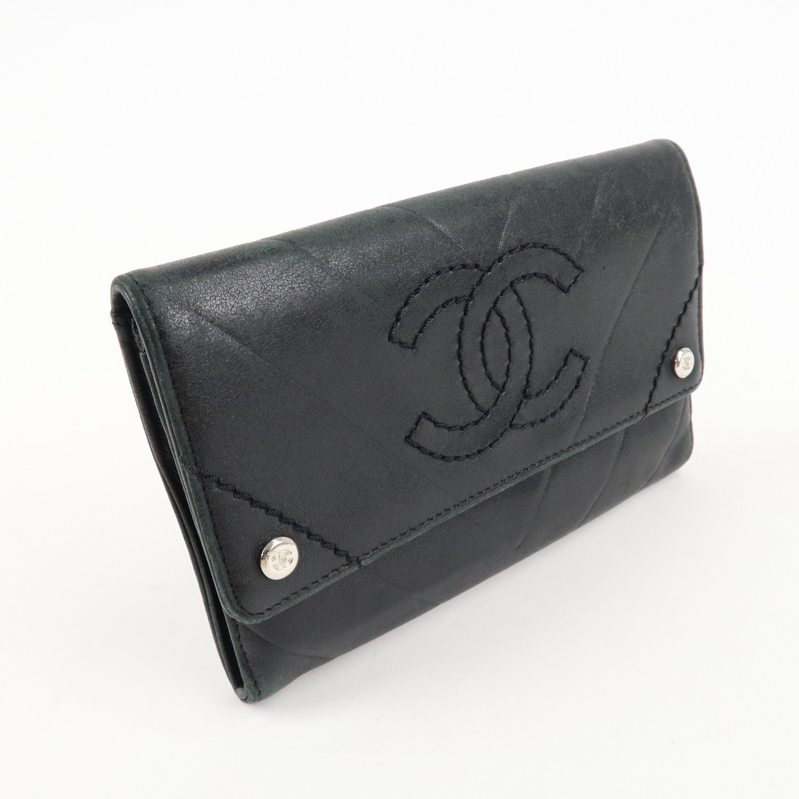 CHANEL V Stitch Lamb Skin Coco Mark Bi-fold Wallet Black Used