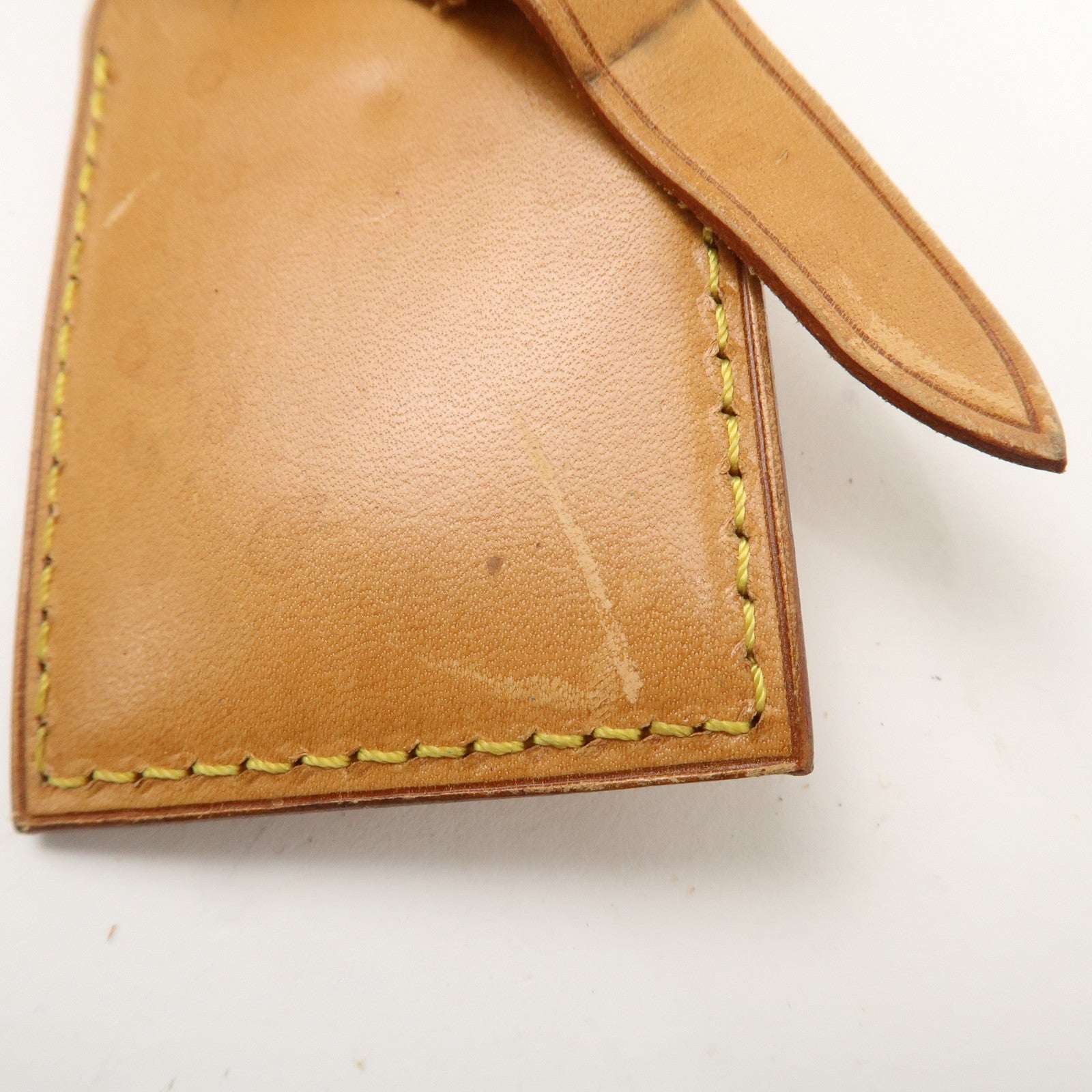 Louis Vuitton Set of 20 Leather Name Tag & Poignet Natural Used