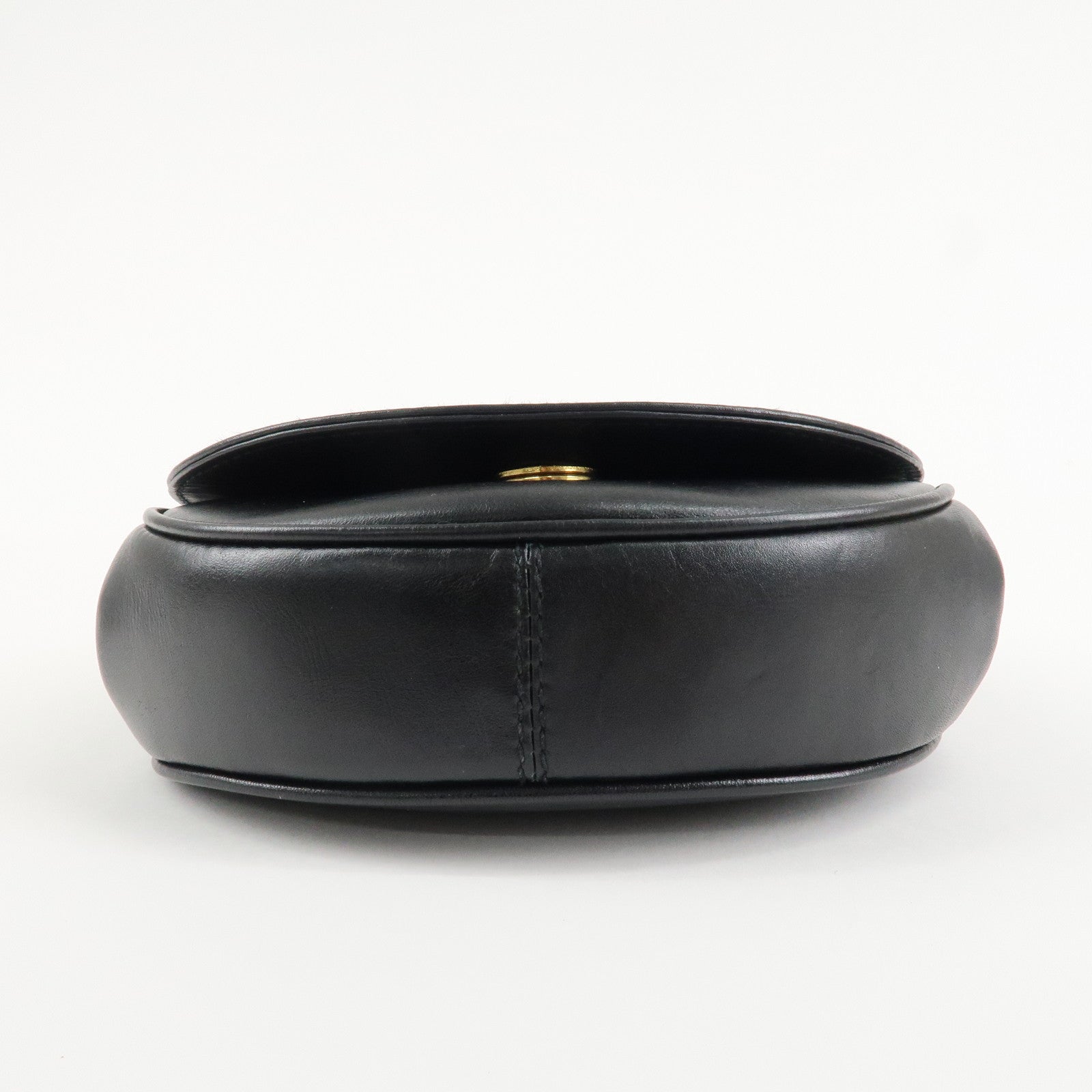 Ferragamo Varra Leather Chain Shouder Bag Gold Chain Black Used