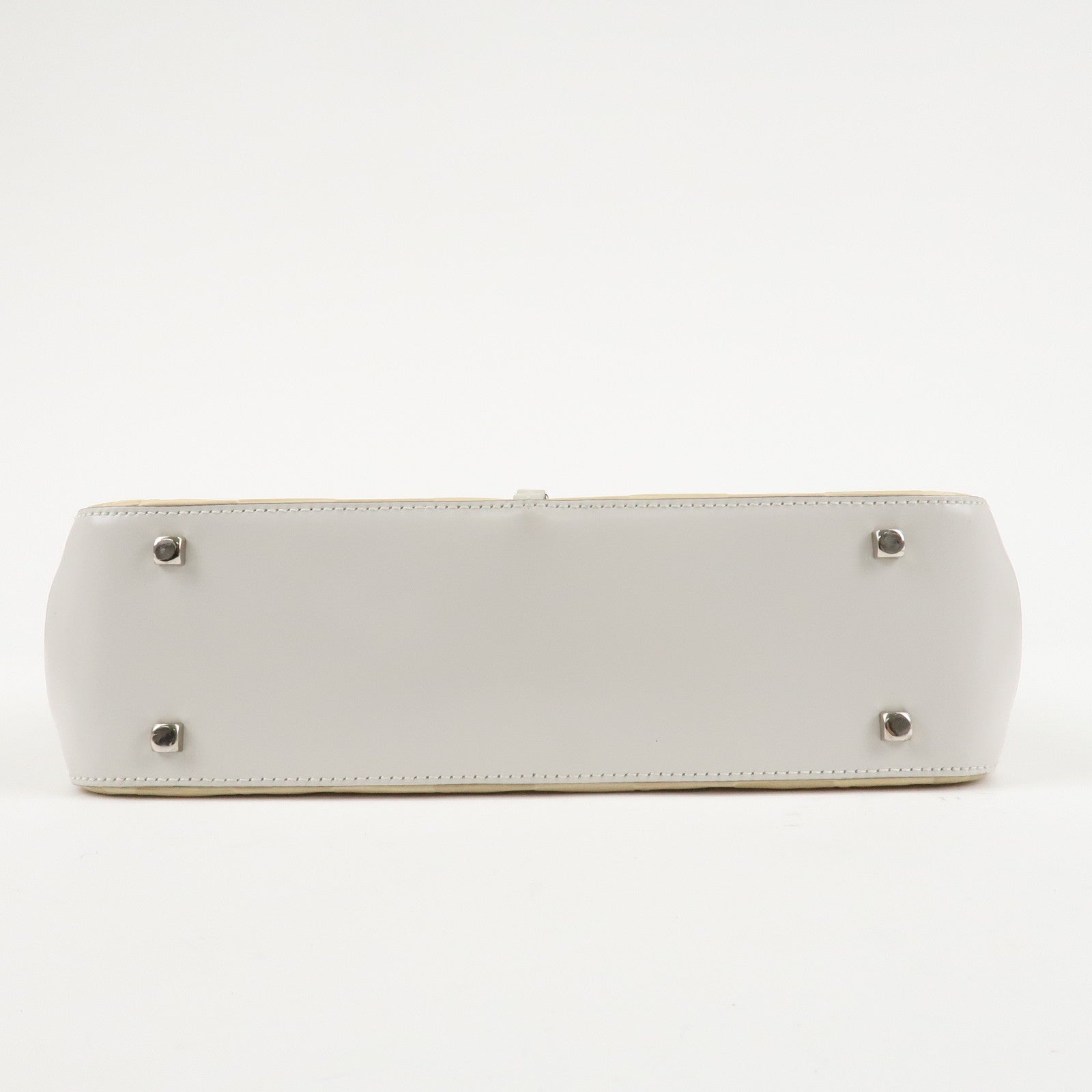 Ferragamo Gancini Pattern Leather Hand Bag Ivory Used