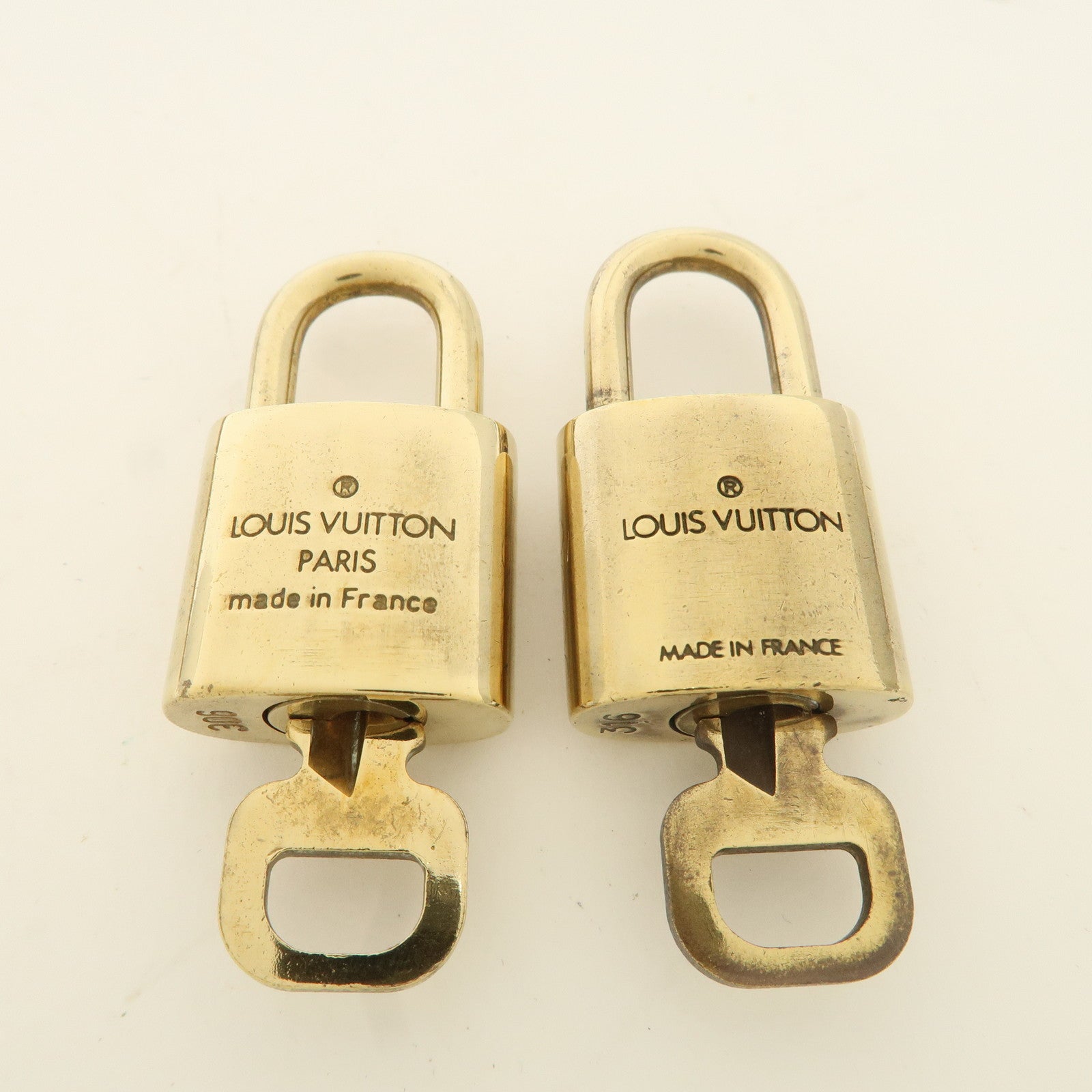 Louis Vuitton Set of 10 Lock & Key Cadena Key Lock Metal Gold Used