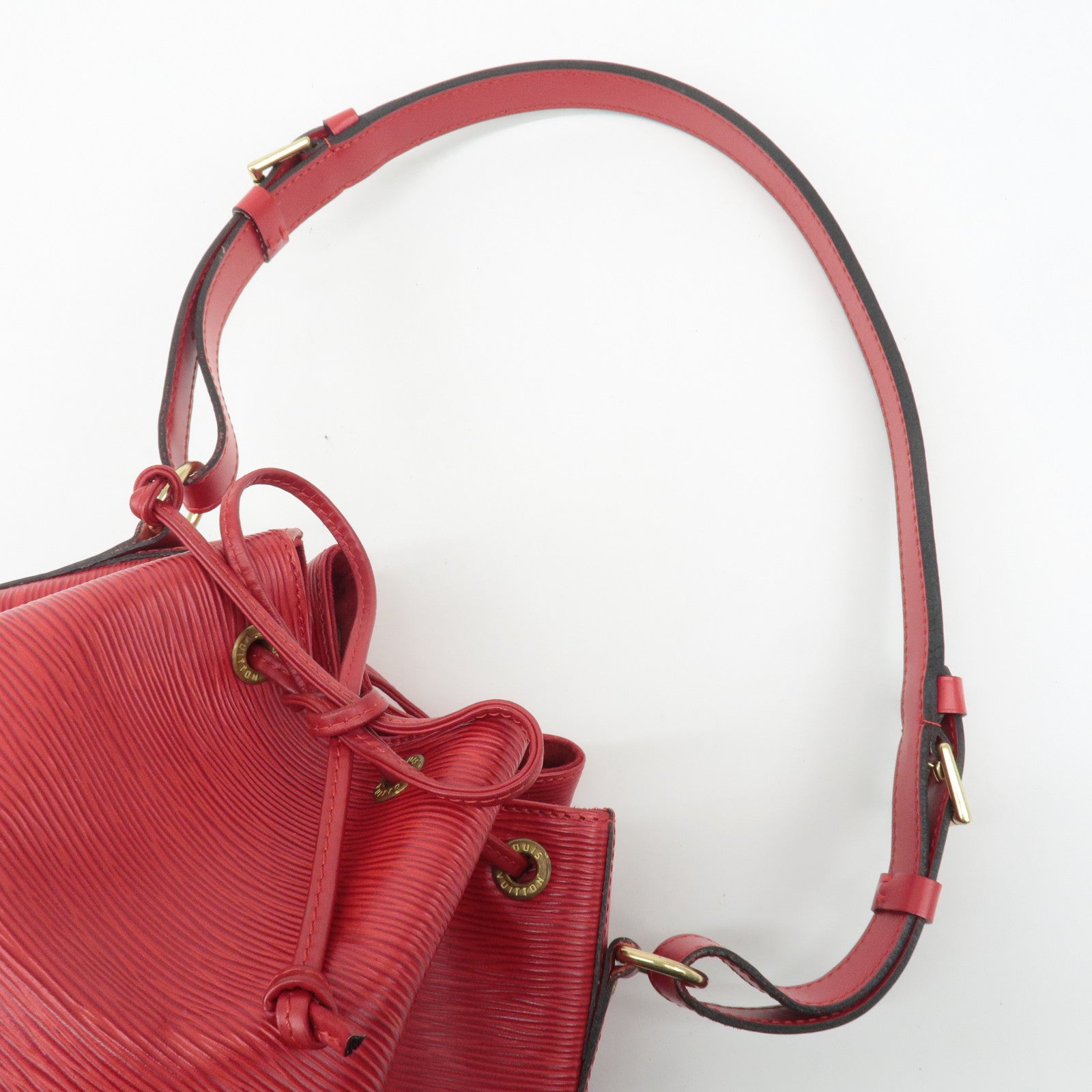 Louis Vuitton Epi Petit Noe Shoulder Bag Castilian Red M44107