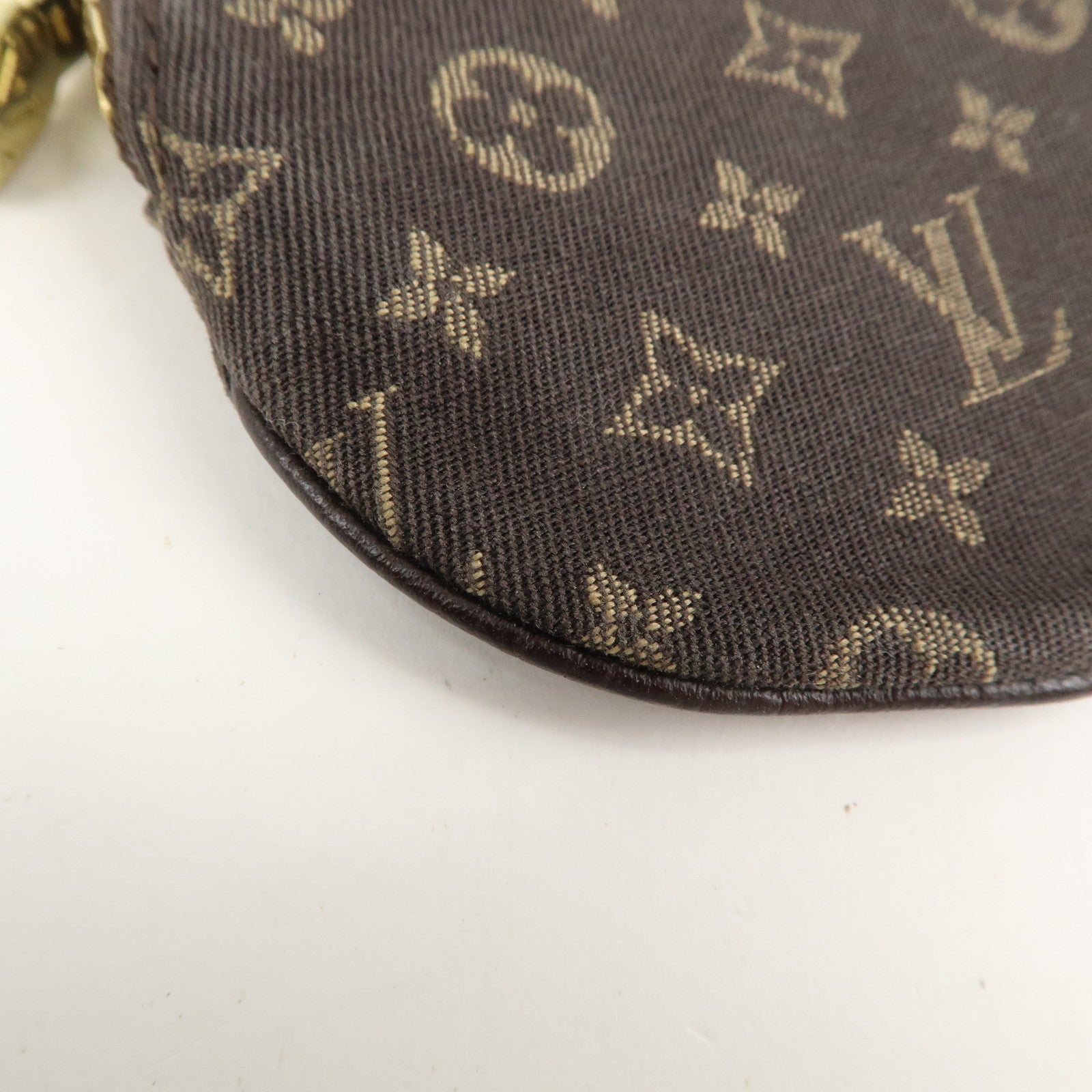 Louis Vuitton Monogram Mini Porte Monnaie Rond Coin Case M95232