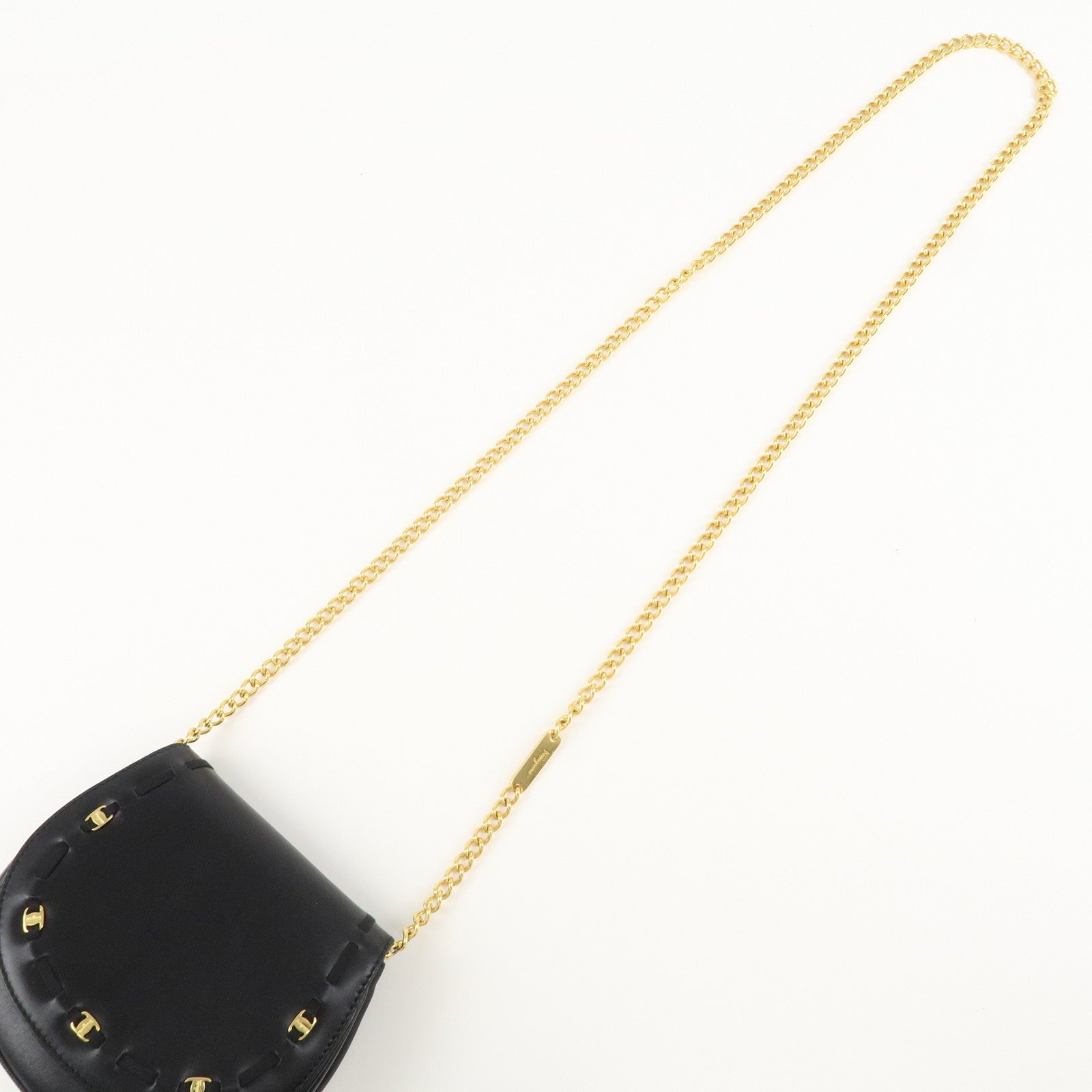 Ferragamo Varra Leather Chain Shouder Bag Gold Chain Black Used