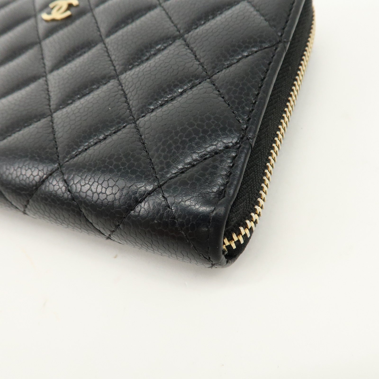 CHANEL Matelasse Caviar Skin Round Zippy Long Wallet Black A50097