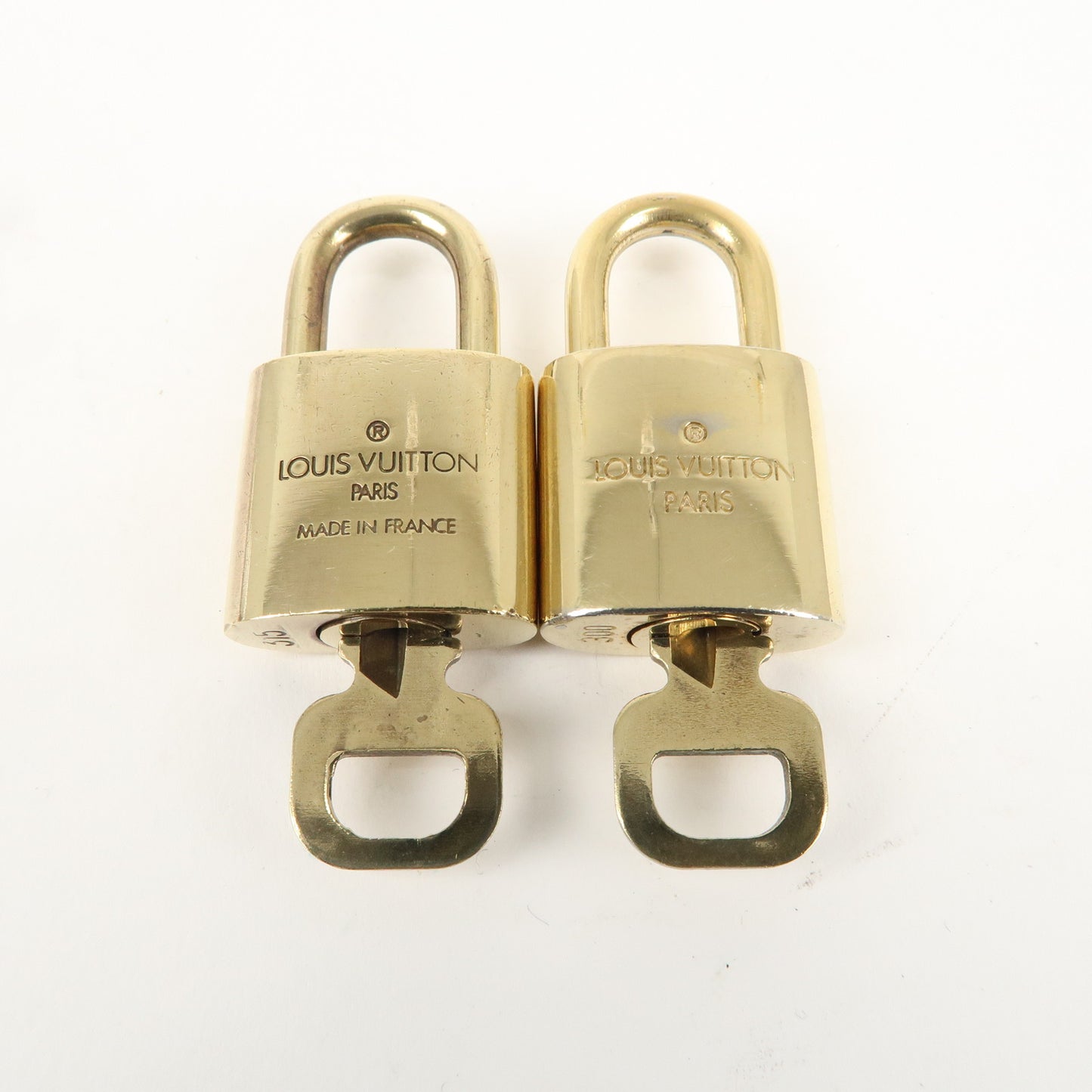 Louis Vuitton Set of 10 Lock & Key Cadena Key Lock Gold