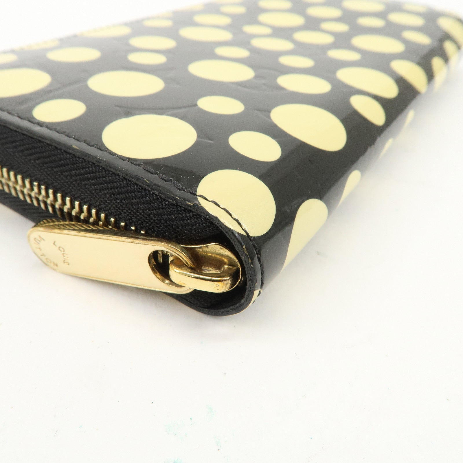 Louis Vuitton Monogram Vernis Dots Infinity Zippy Wallet M91573 Used