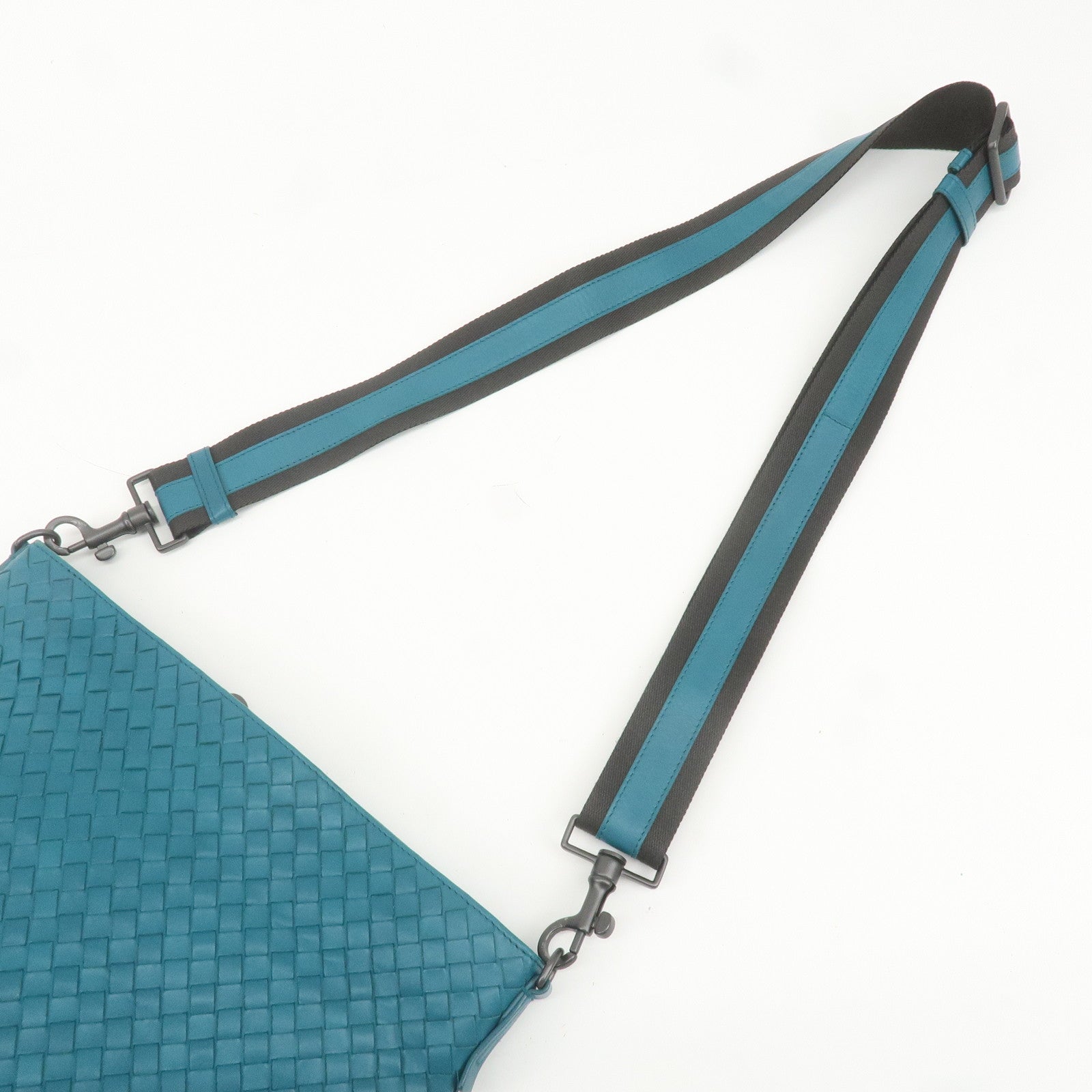 BOTTEGA VENETA Intrecciato Leather Shoulder Bag Turquoise