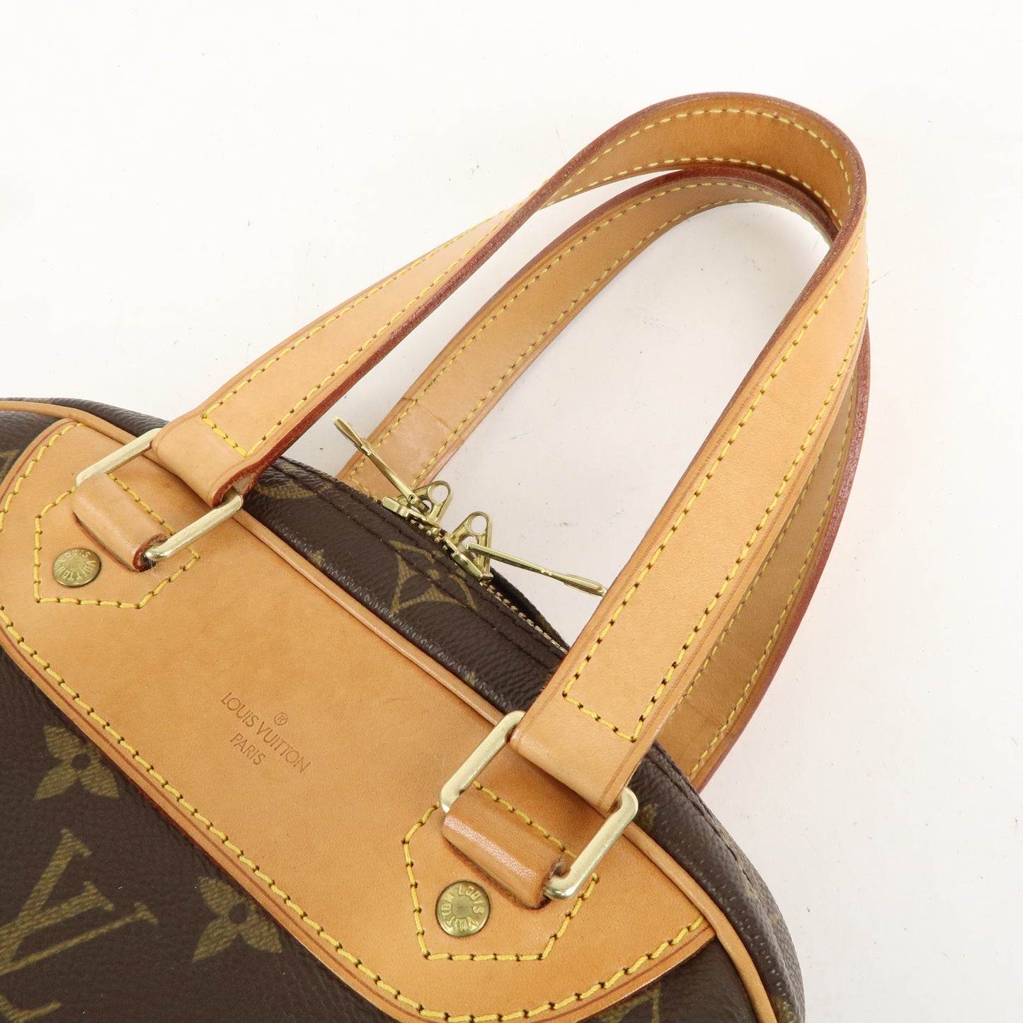 Louis Vuitton Monogram Excursion Shoes Case Hand Bag M41450