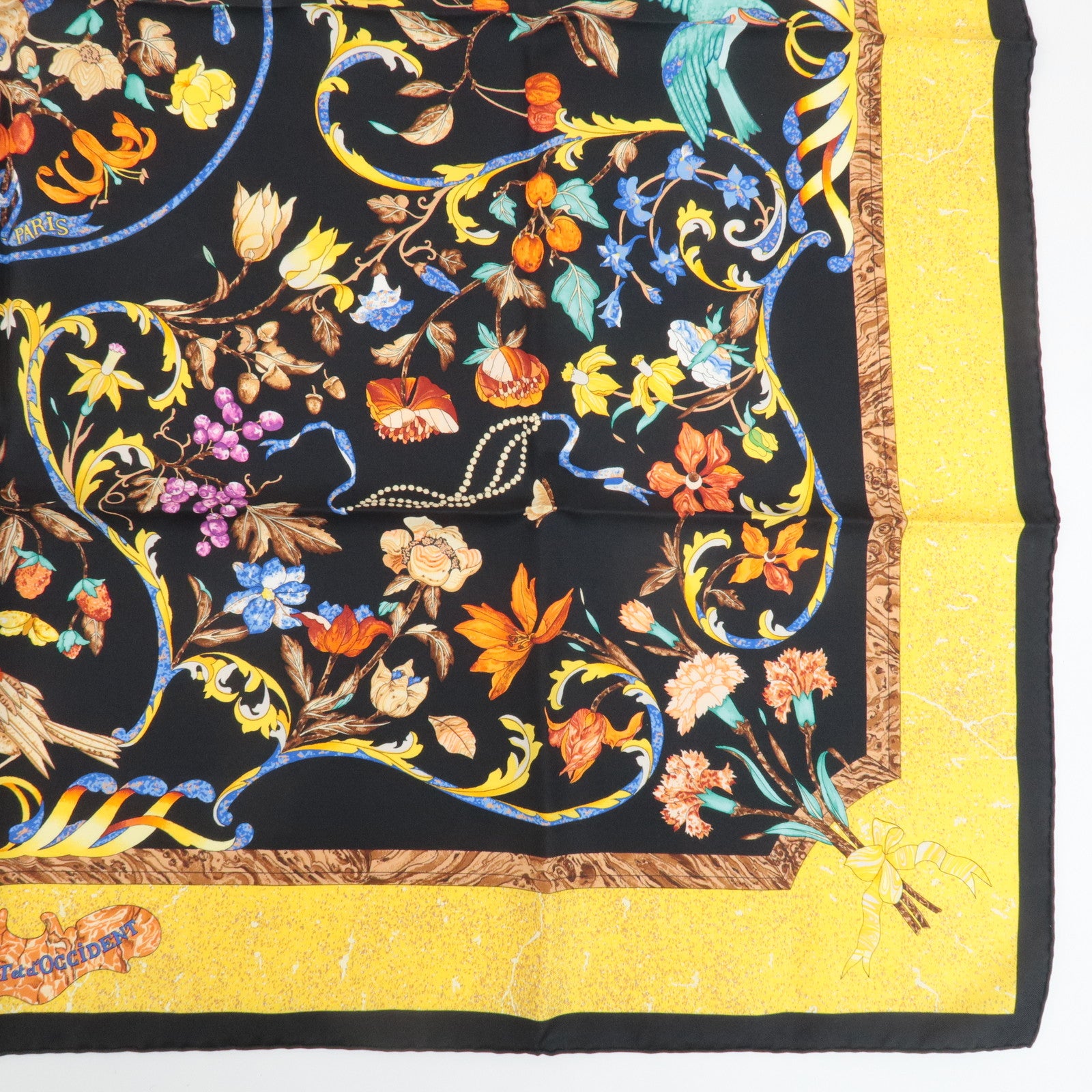 HERMES Carre 90 Silk 100% Scarf PIERRES D ORIENT ET D OCCIDENT Used