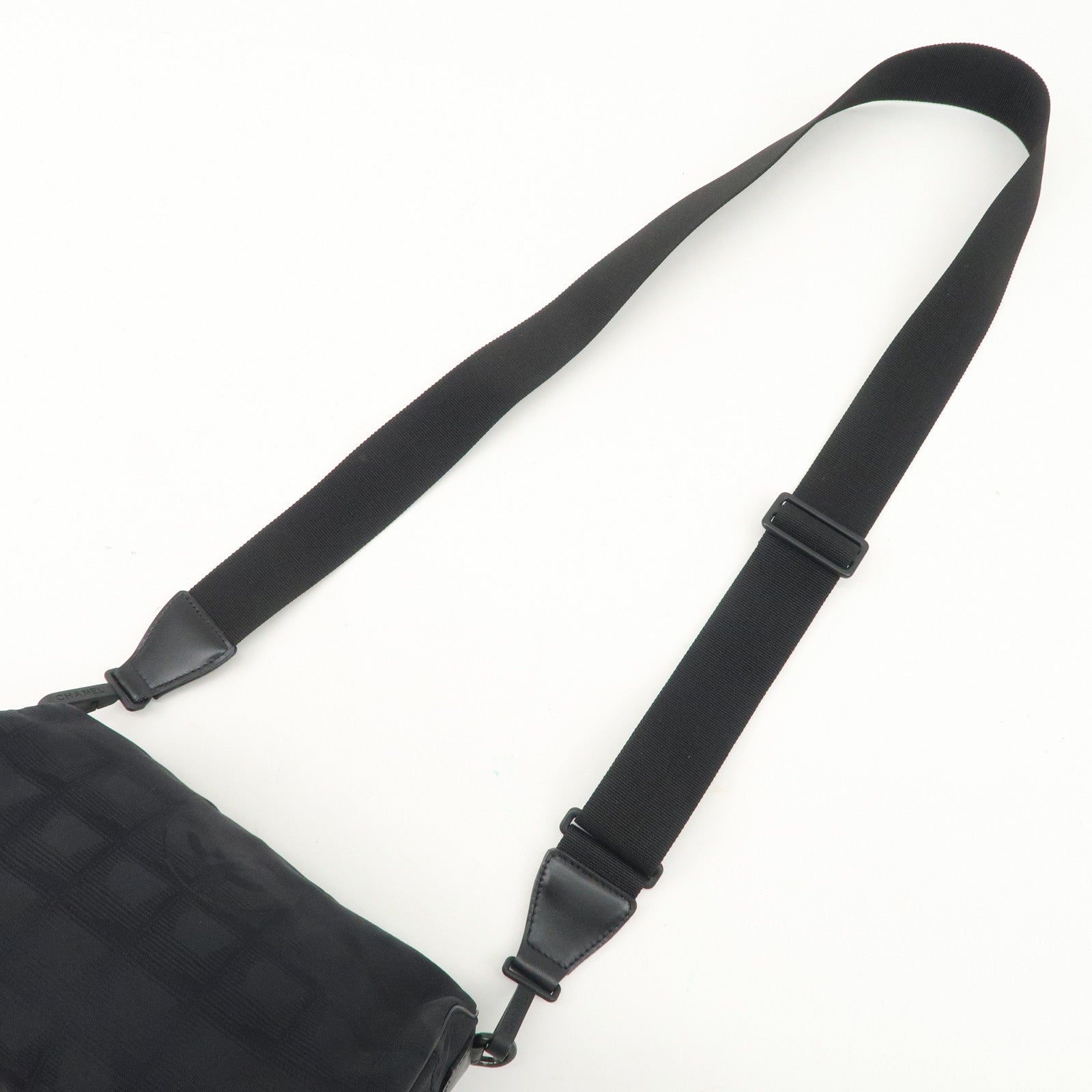 CHANEL New Travel Line Nylon Jacquard Leather Shoulder Bag A17669 Used