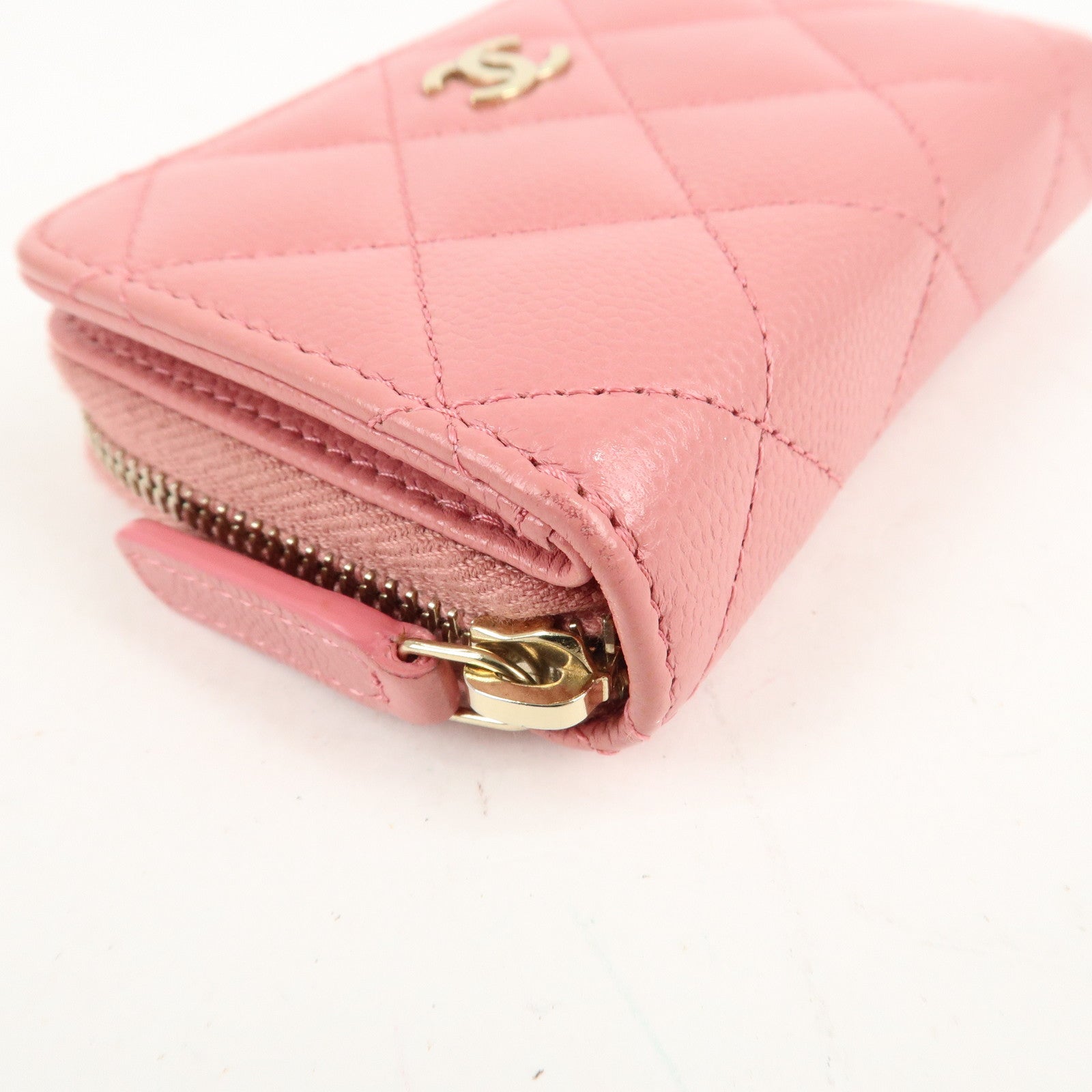 CHANEL Matelasse Caviar Skin Zippy Around Coin Case Pink