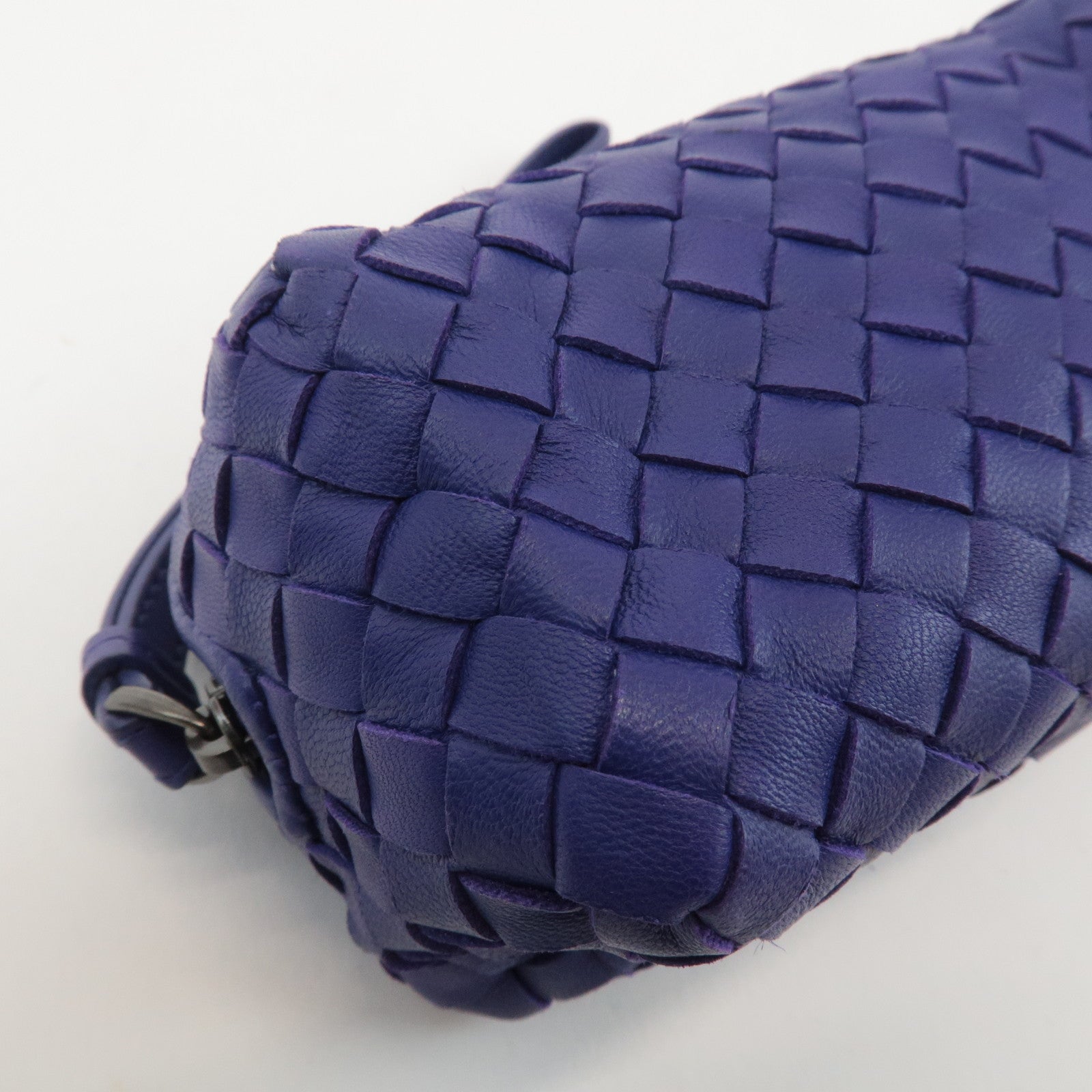 BOTTEGA VENETA Intrecciato Leather Pouch