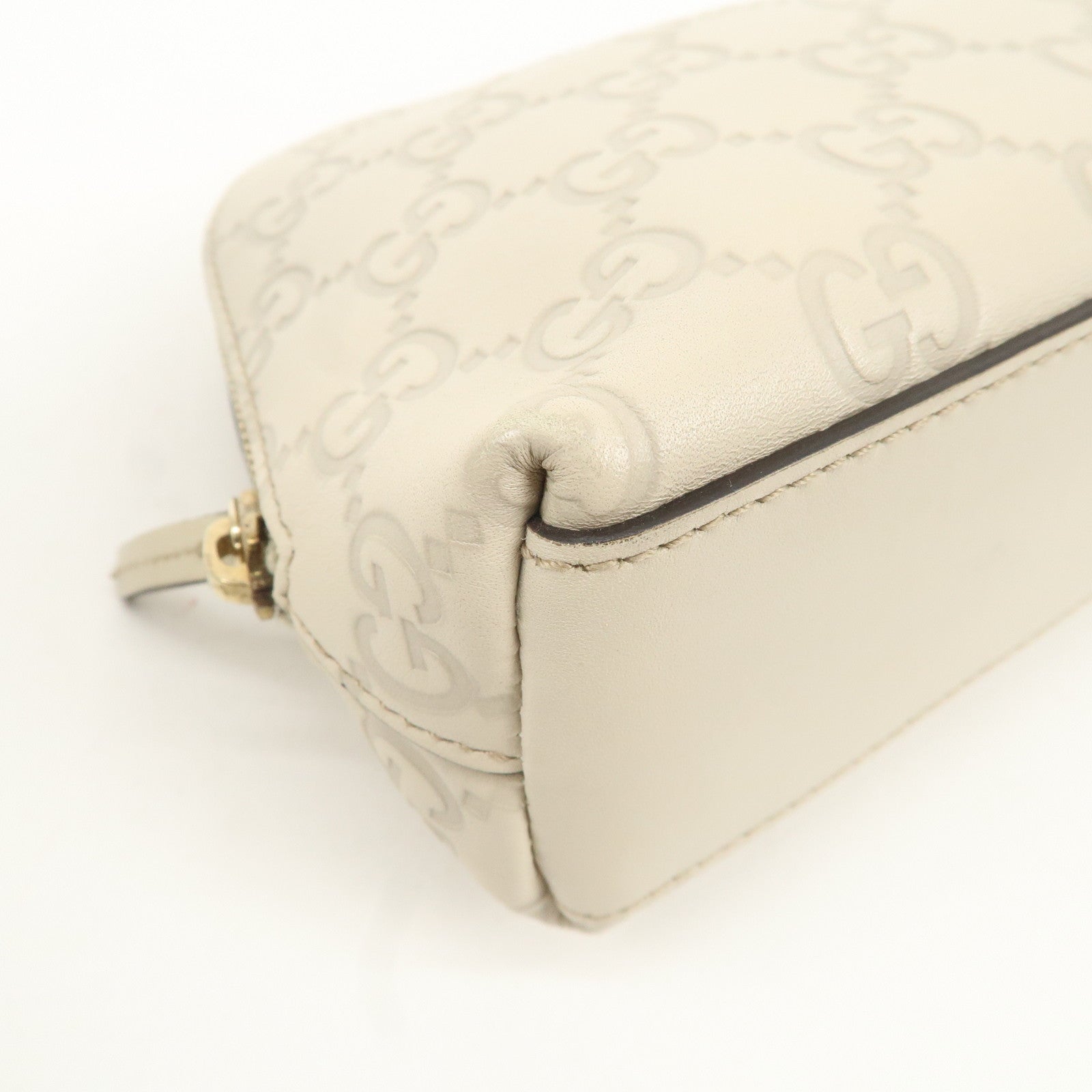 GUCCI Guccissima Leather Pouch Cosmetic POuch Ivory 141810