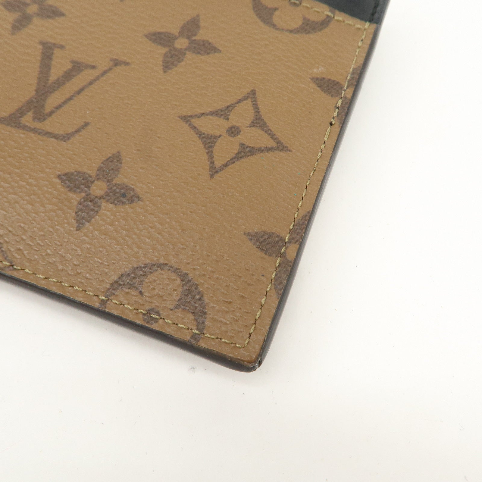 Louis Vuitton Monogram Reverse Slim Purse Card Case M80390 Used