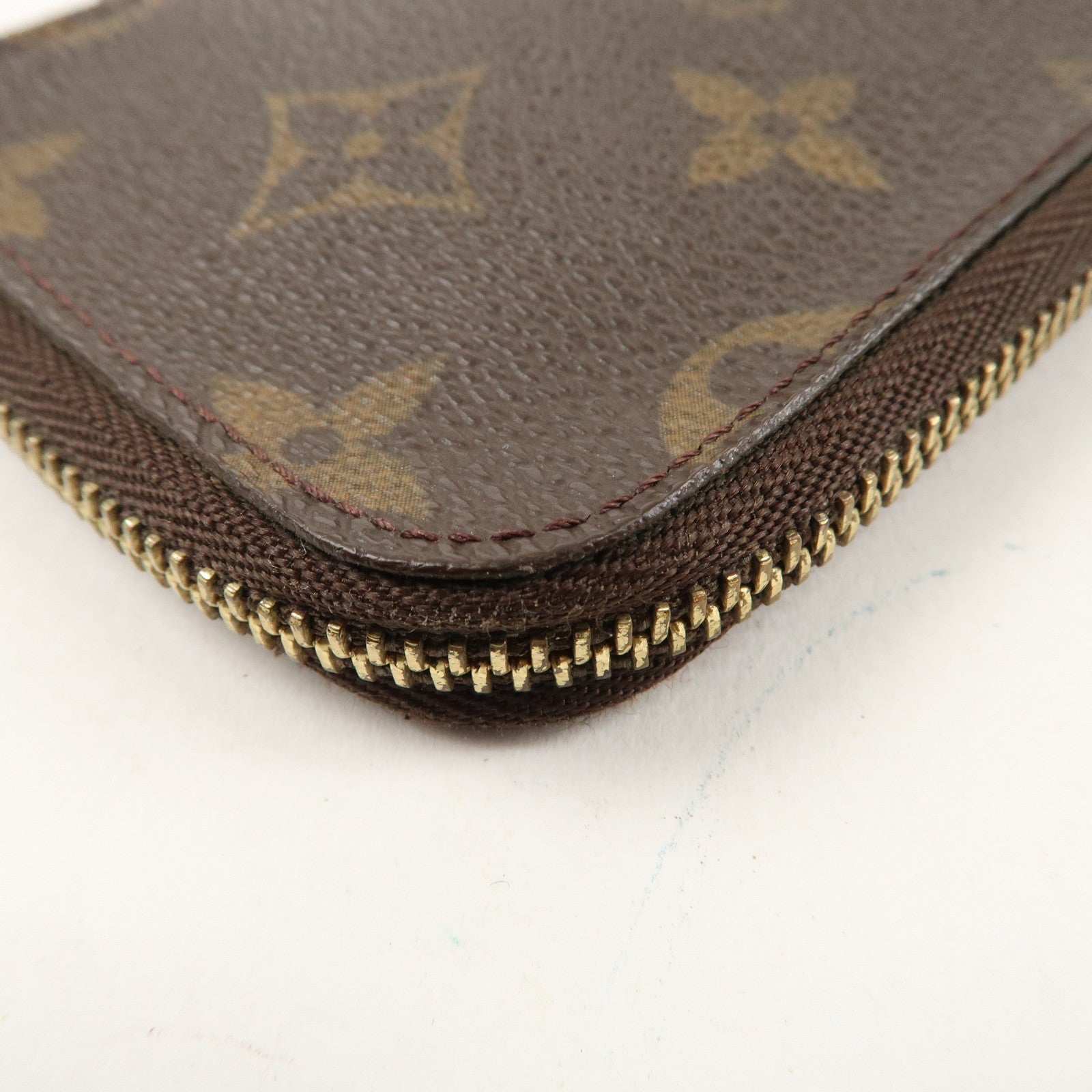 Louis Vuitton Monogram Pochette 6 Cles Key Holder M62610