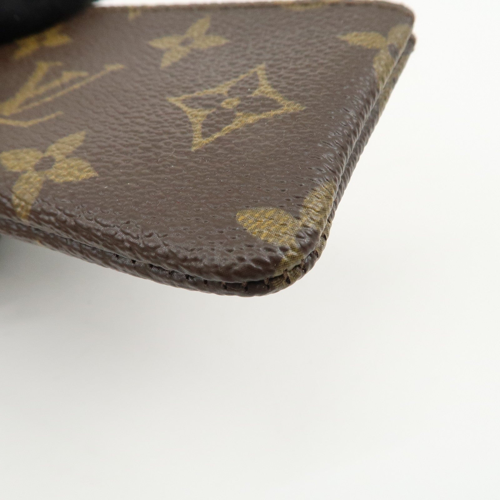 Louis Vuitton Monogram Pochette Cles Coin Case Key Case  M62650