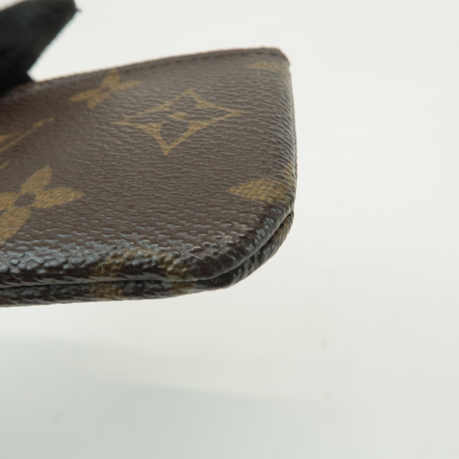 Louis Vuitton Monogram Pochette Cles Coin Case Key Case  M62650