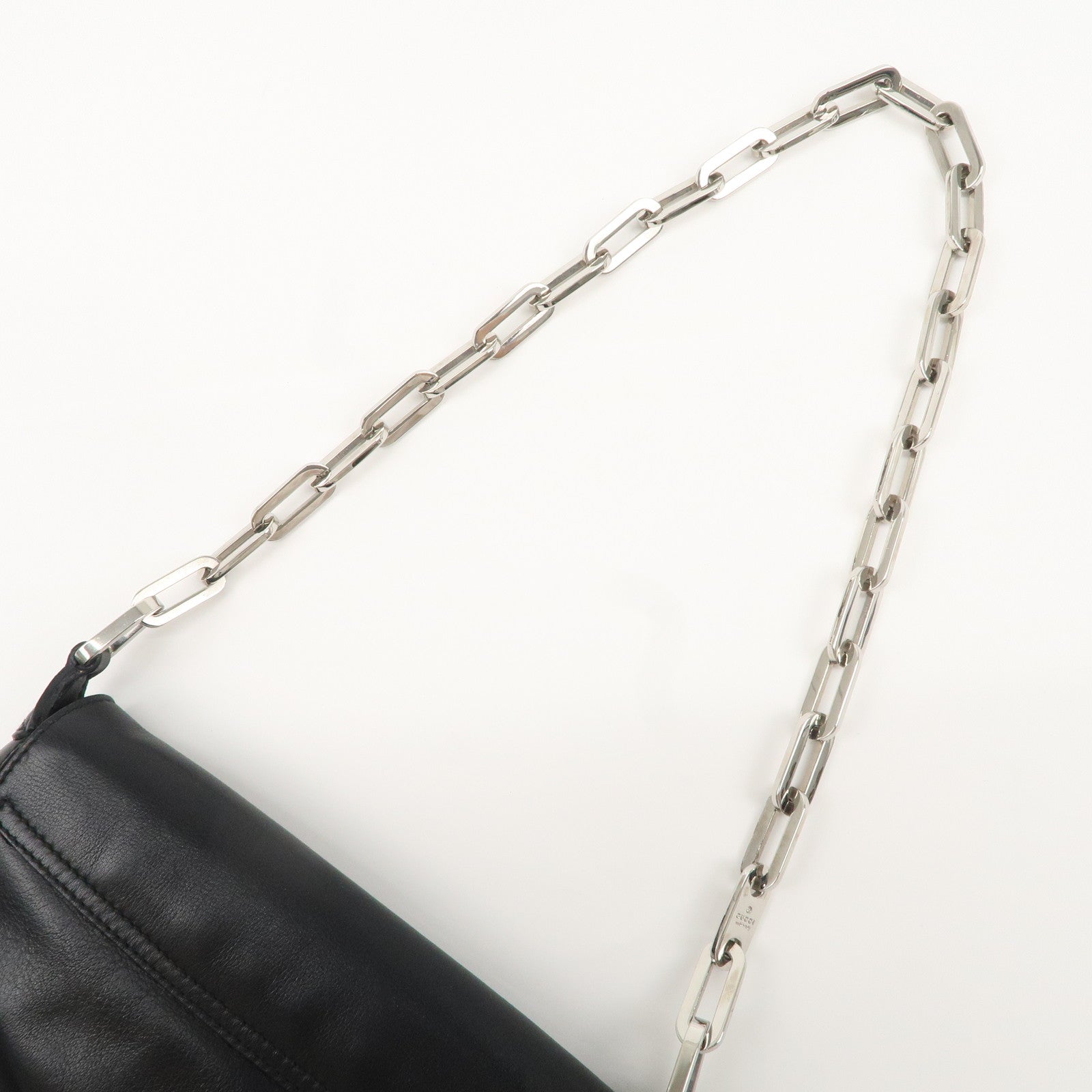 GUCCI Leather Chain Shoulder Bag 007.2033.1705 Black