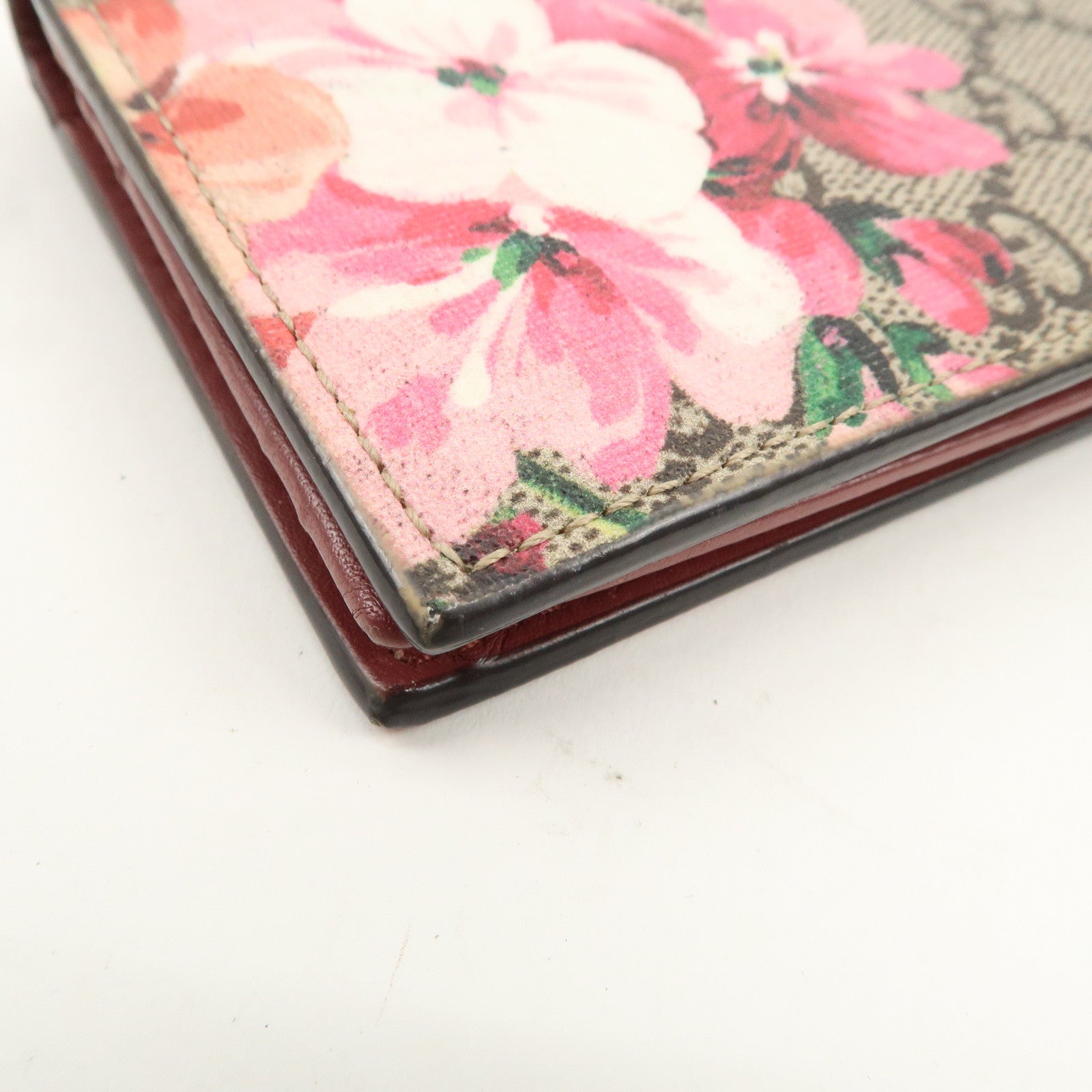 GUCCI GG Blooms GG Supreme Bi-fold Wallet Flowe Print Pink 41088