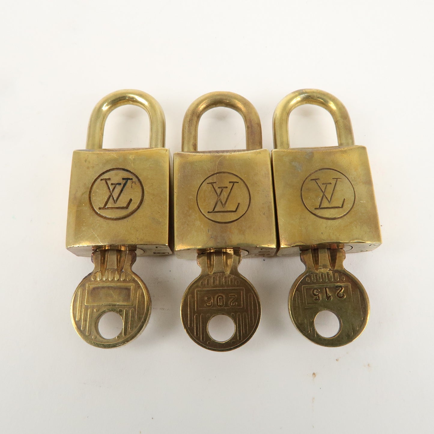 Louis Vuitton Set of 10 Lock & Key Cadena Key Lock Gold