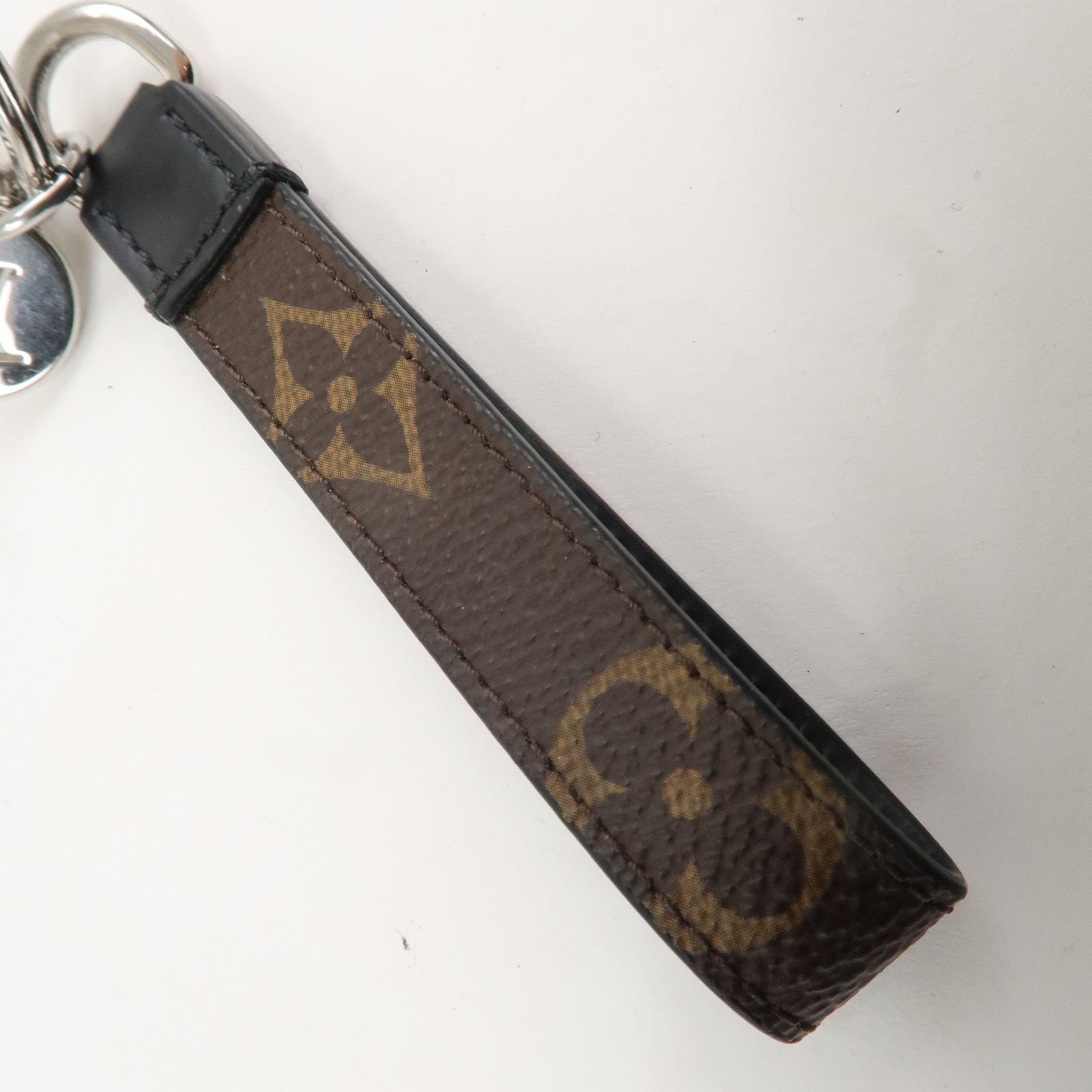 Louis Vuitton Monogram Slim Dragonne Key Holder Bag Charm M00853