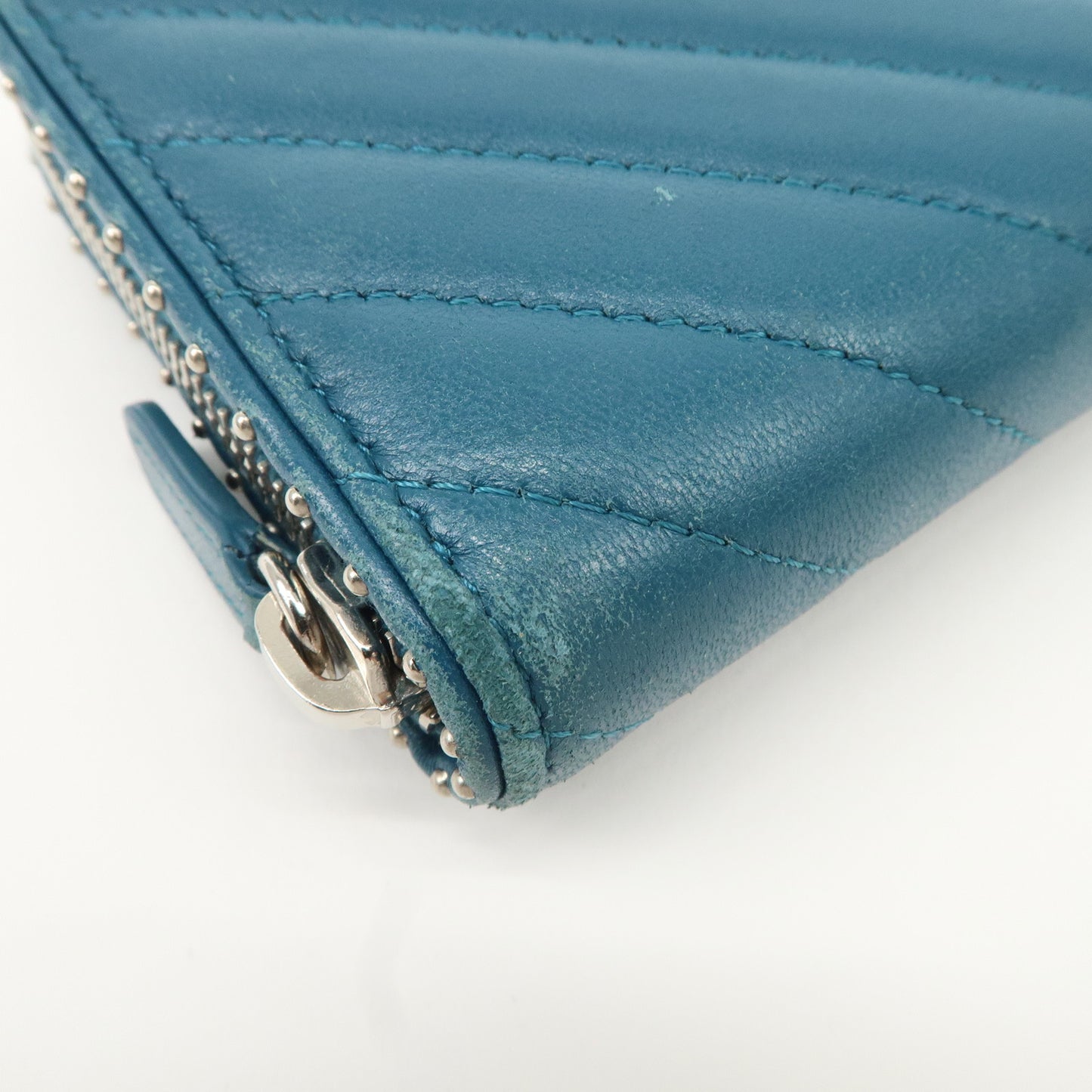 CHANEL V Stich Lamb Skin Coco Mark Studs Long Wallet Blue A50097