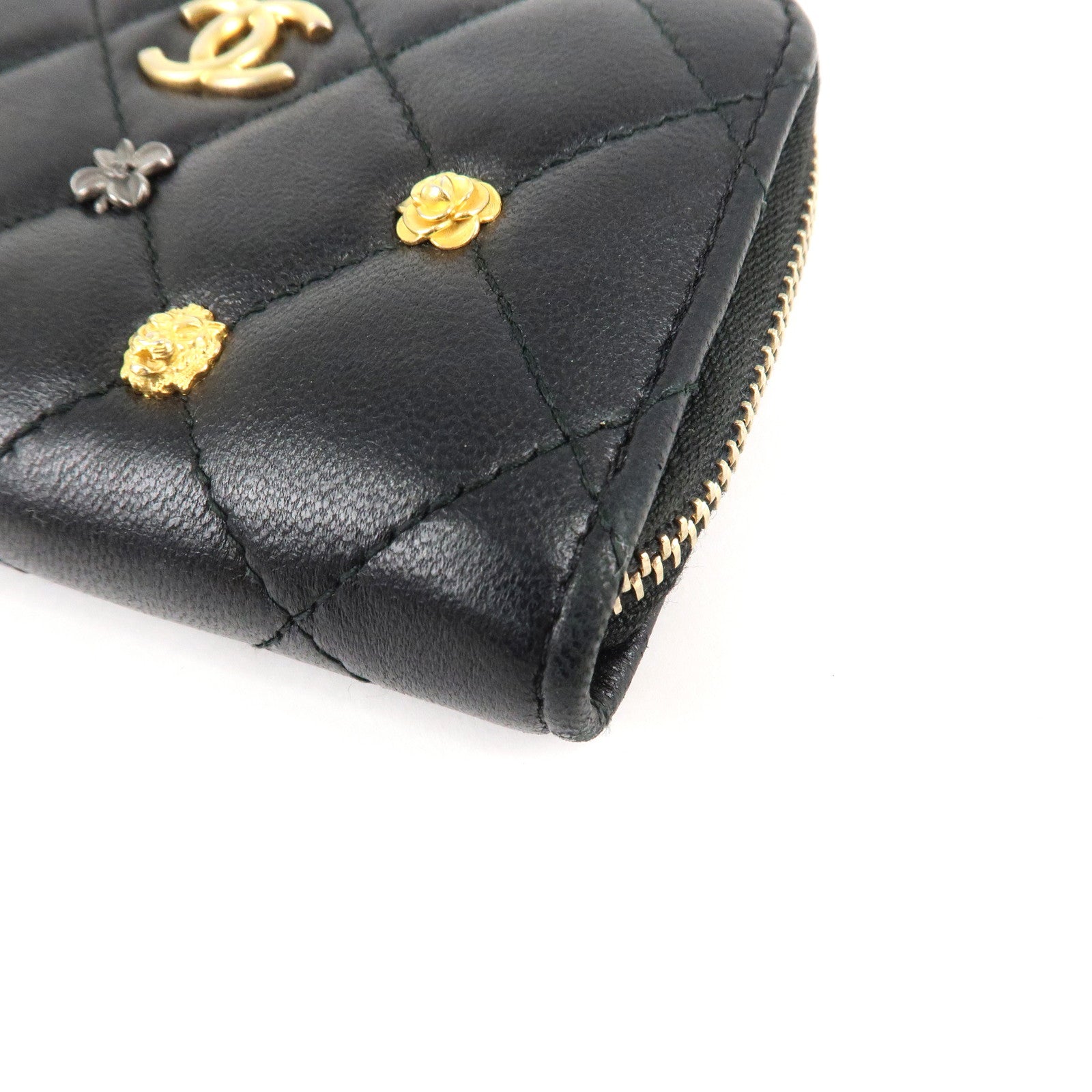 CHANEL Matelasse Lamb Skin Zippy Around Coin Purse Studs A81610