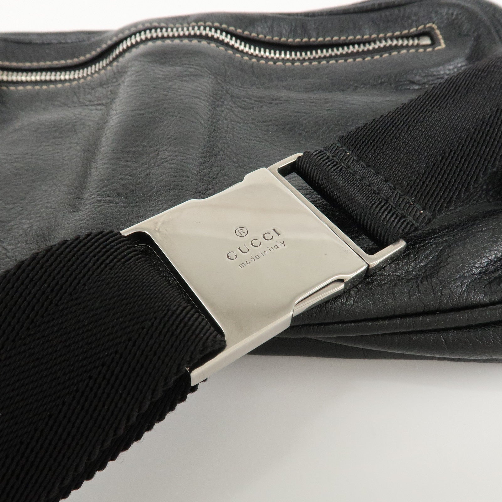 GUCCI Leather Nylon Waist Bag Cross Body Bag Black 201846 Used