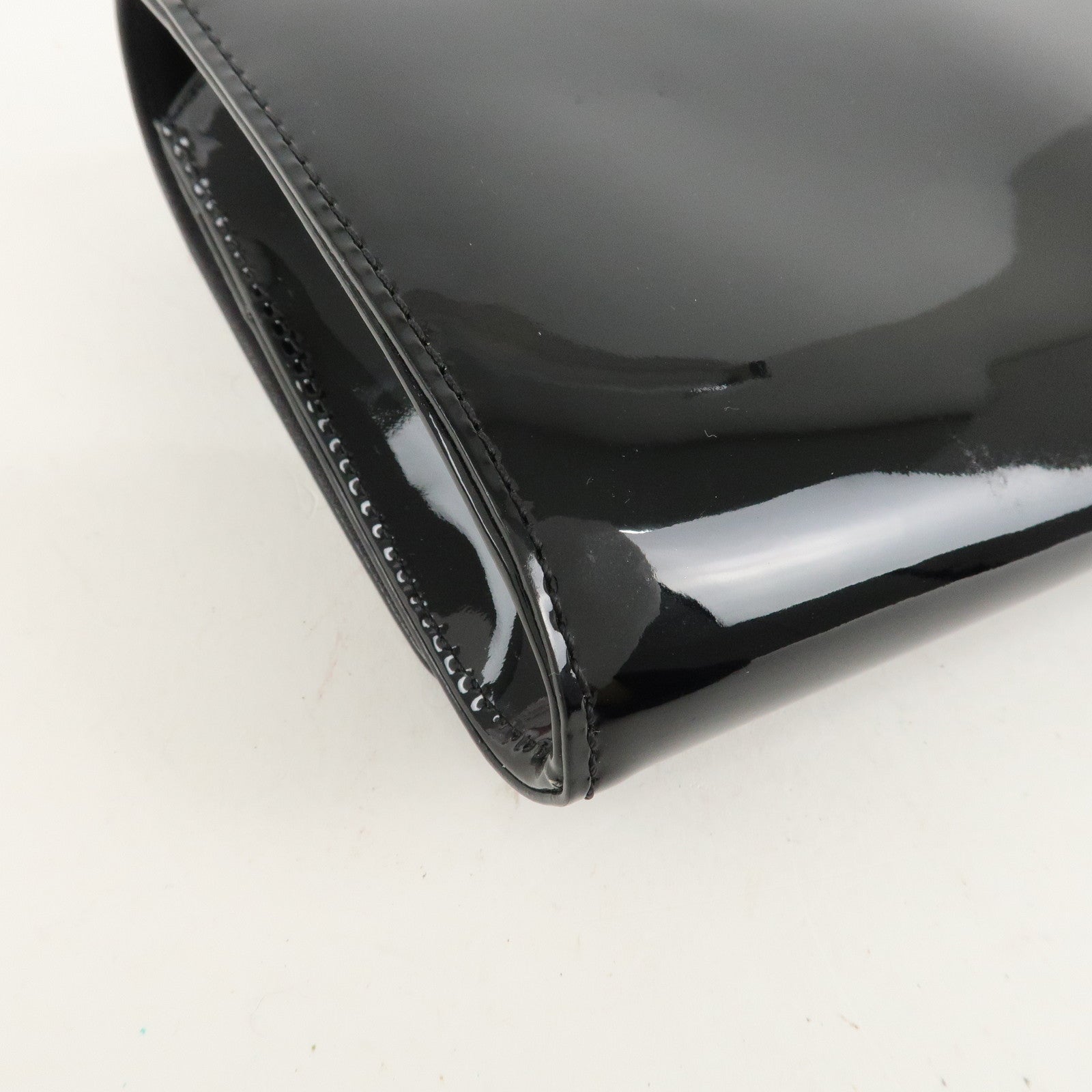 Louis Vuitton Vernis Pochette Louise EW Clutch Bag Noir M90083 Used