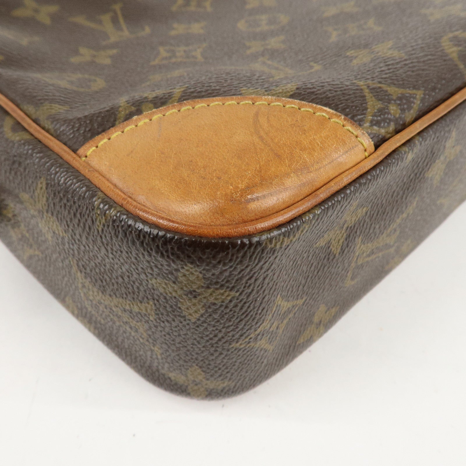 Louis Vuitton Monogram Compiegne 28 Pouch Clutch Bag M51845