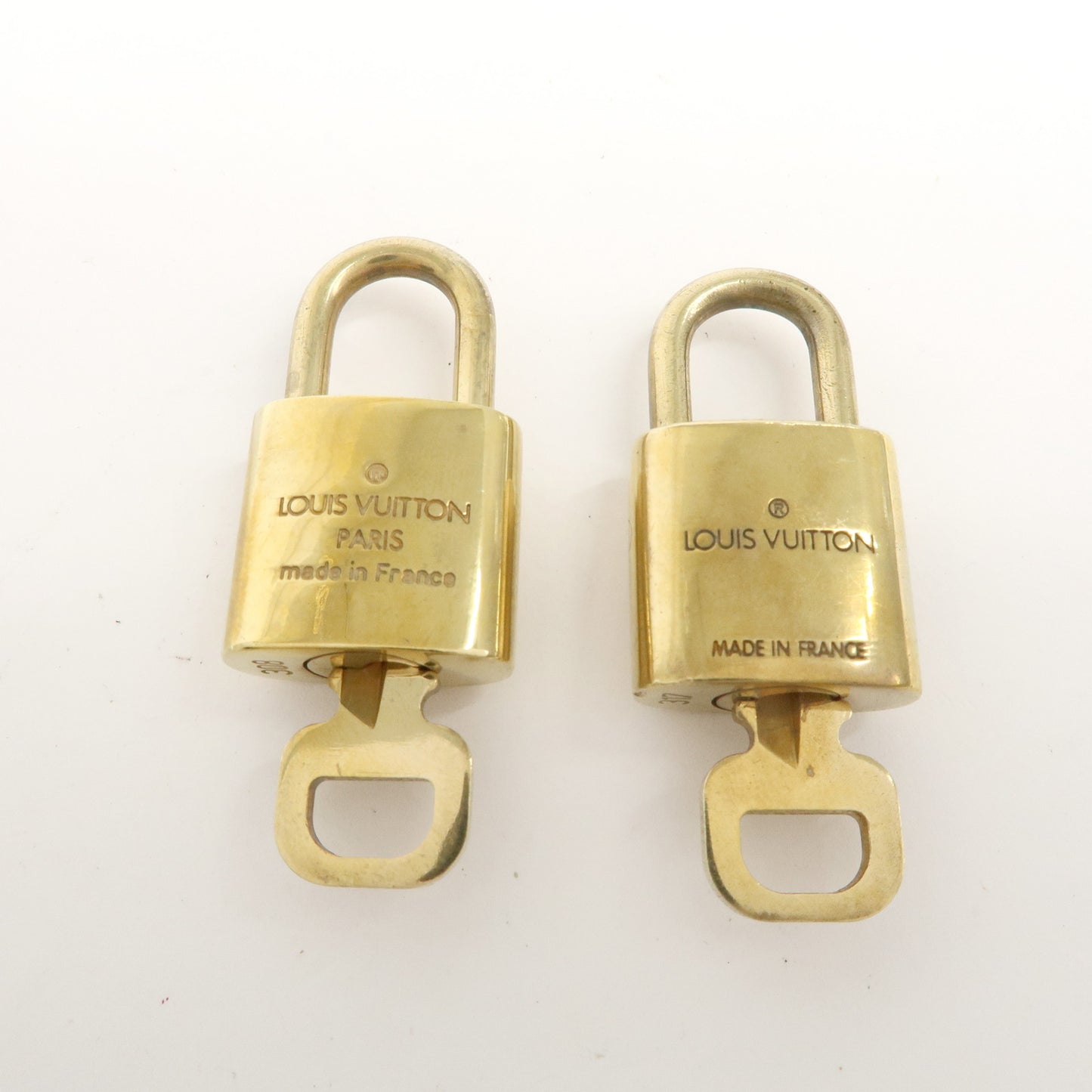 Louis Vuitton Set of 10 Lock & Key Cadena Key Lock Gold