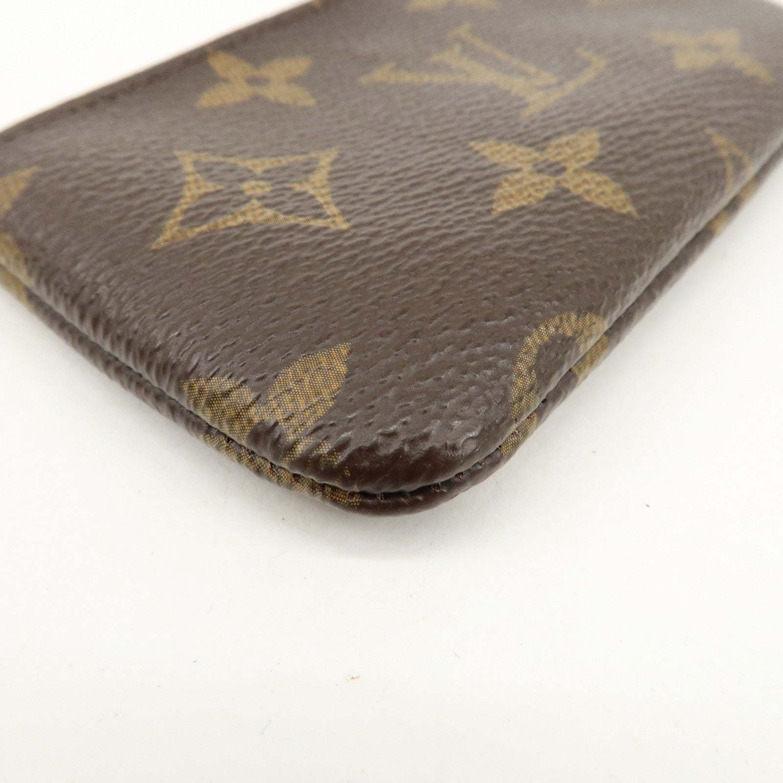 Louis Vuitton Monogram Pochette Cles Coin Case Key Case M62650