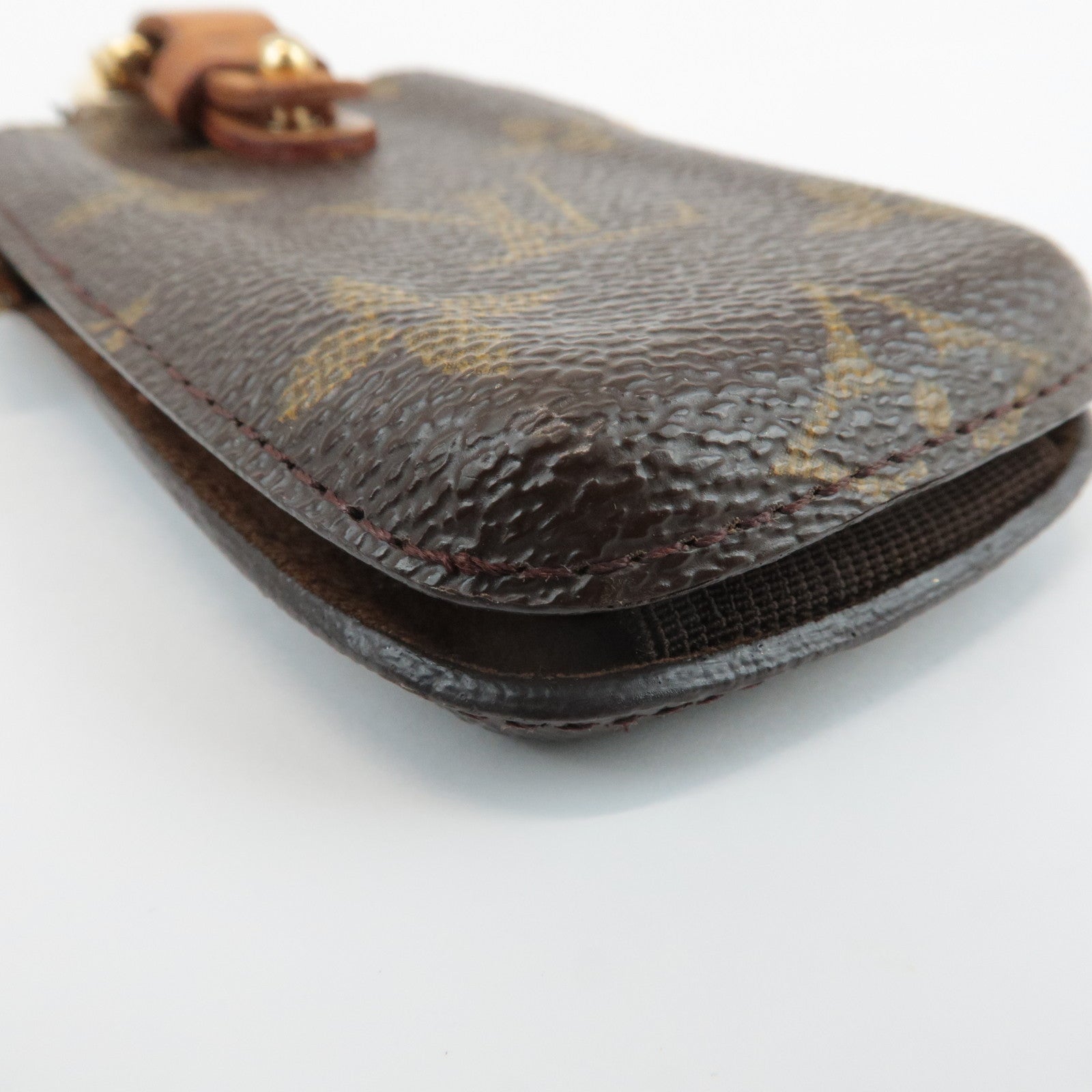 Louis Vuitton Monogram Etui Telephone International PM M63064