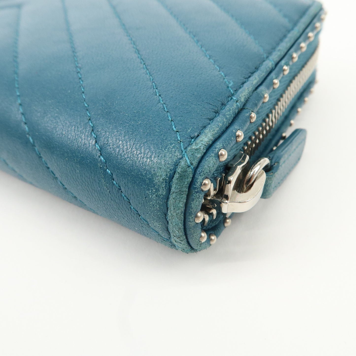 CHANEL V Stich Lamb Skin Coco Mark Studs Long Wallet Blue A50097