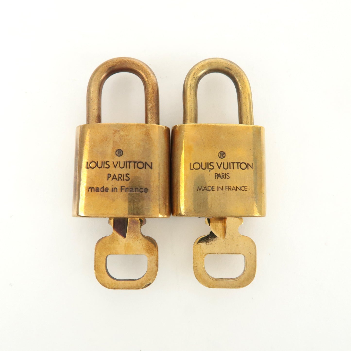 Louis Vuitton Set of 10 Lock & Key Cadena Key Lock Gold