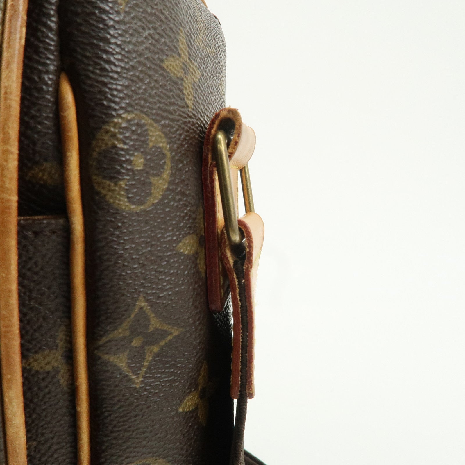 Louis Vuitton Monogram Abbesses Messenger Bag Hand Bag M45257