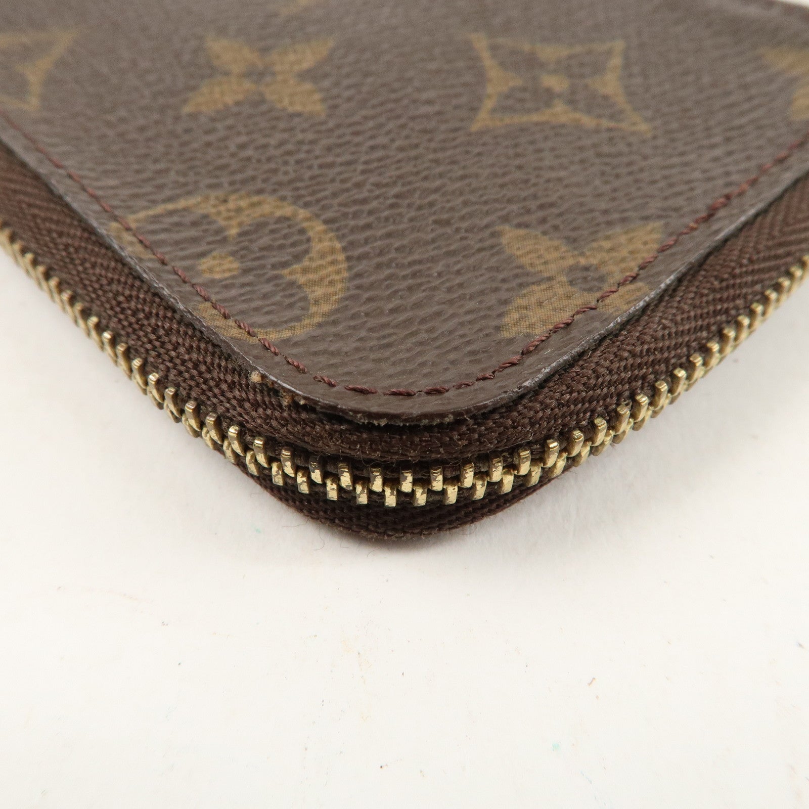 Louis Vuitton Monogram Pochette 6 Cles Key Holder M62610