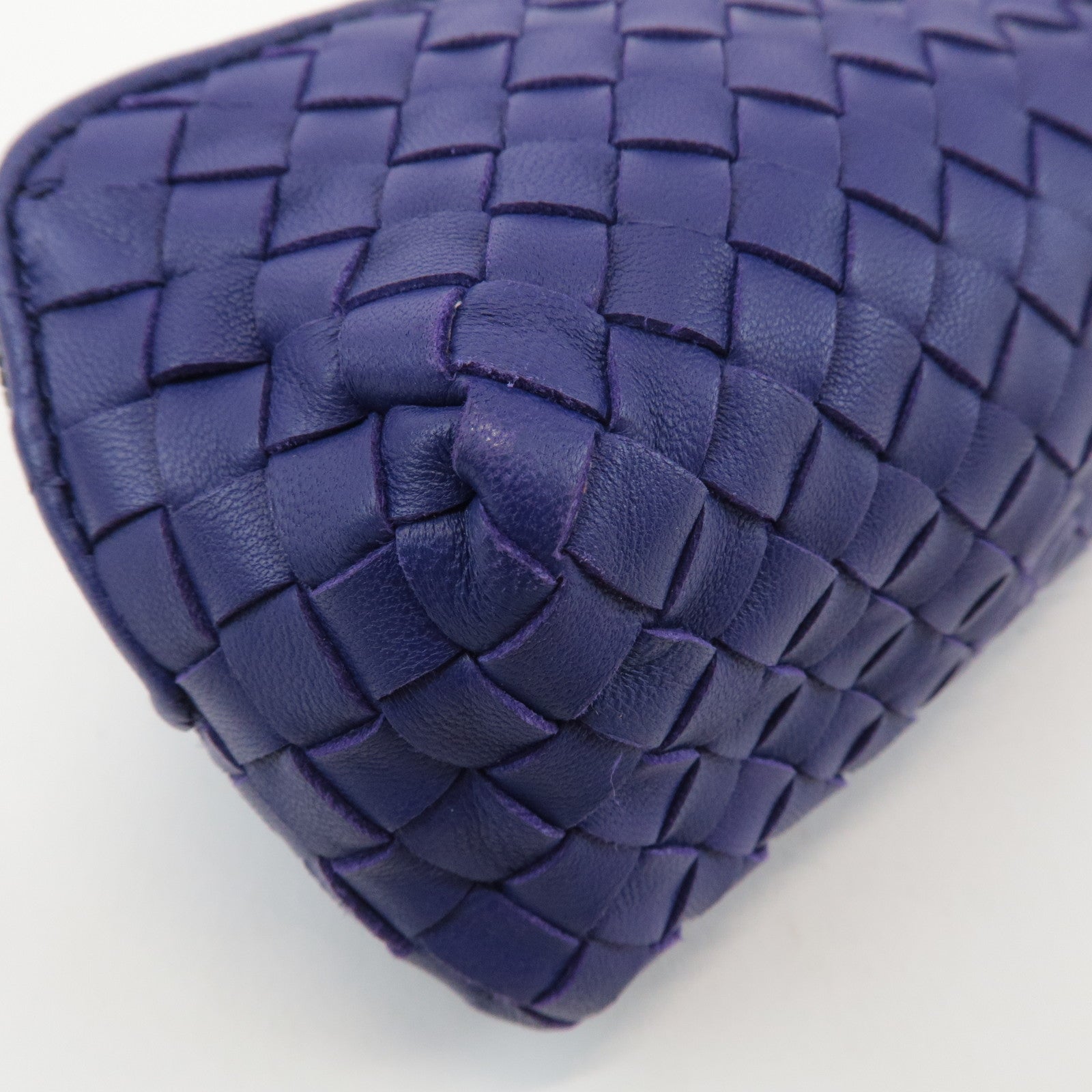 BOTTEGA VENETA Intrecciato Leather Pouch