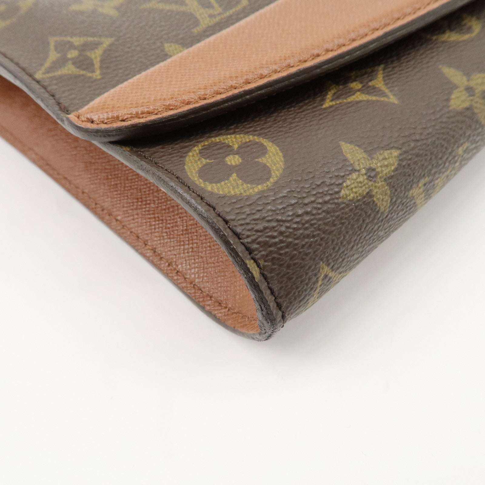 Louis Vuitton Monogram Bordeaux Shoulder Bag M51798