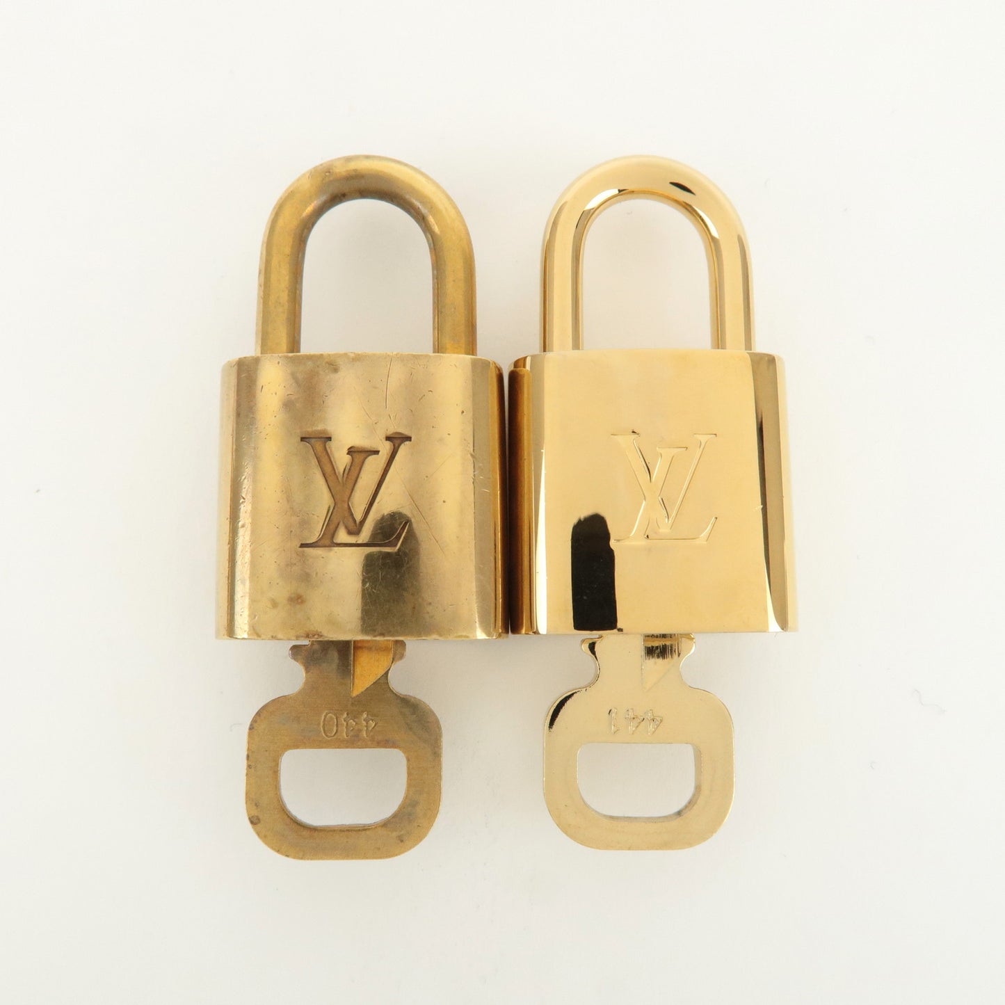 Louis Vuitton Set of 10 Lock & Key Cadena Key Lock Gold