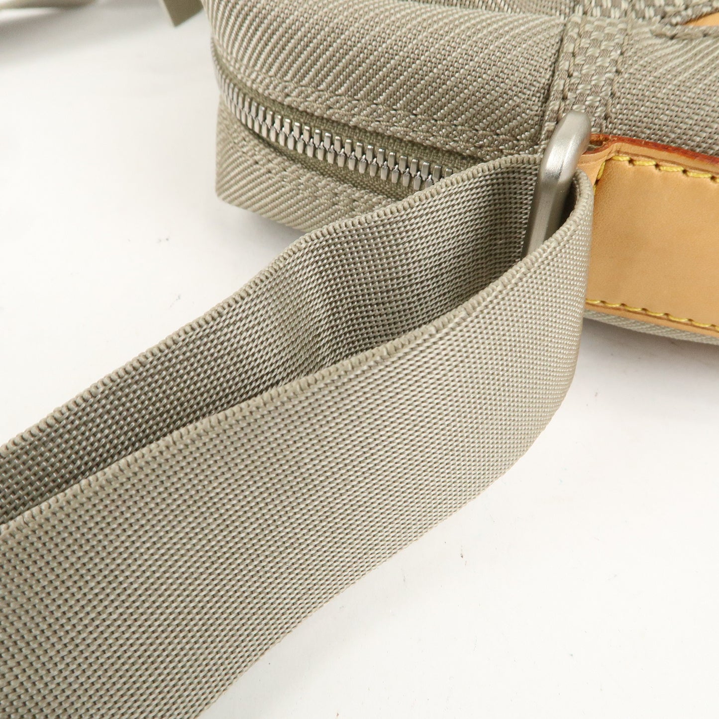Louis Vuitton Damier Geant Citadin MM Shoulder Bag Sables M93041