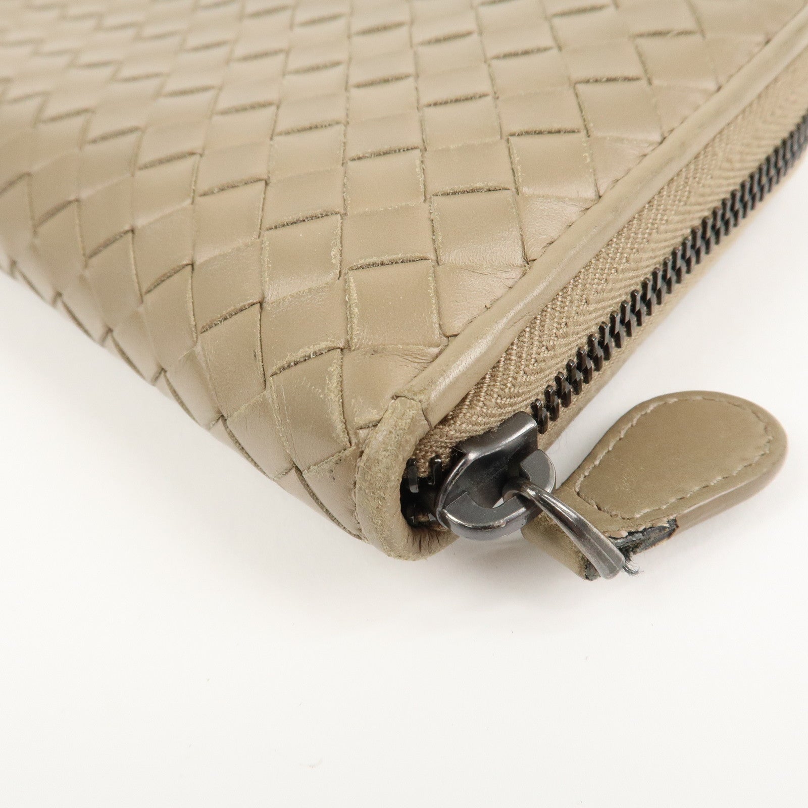 BOTTEGA VENETA Intrecciato Leather Zip Around Long Wallet Beige Used