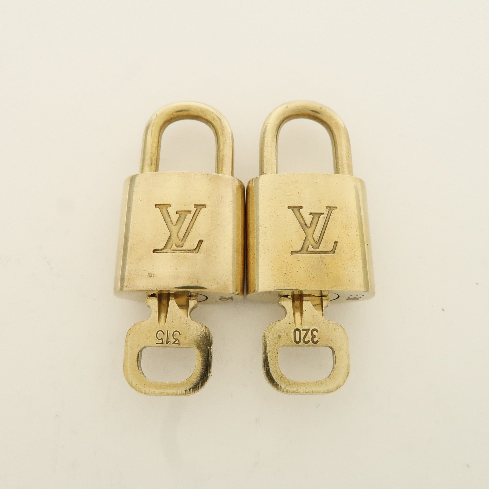 Louis Vuitton Set of 10 Lock & Key Cadena Key Lock Metal Gold Used