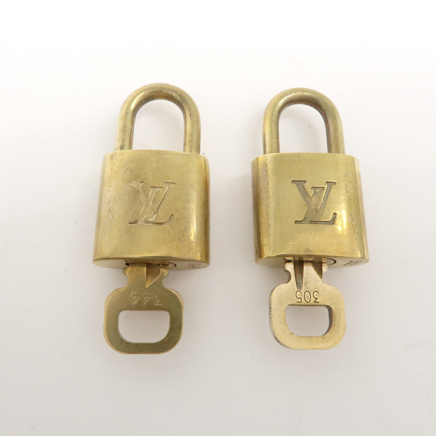 Louis Vuitton Set of 10 Lock & Key Cadena Key Lock Gold